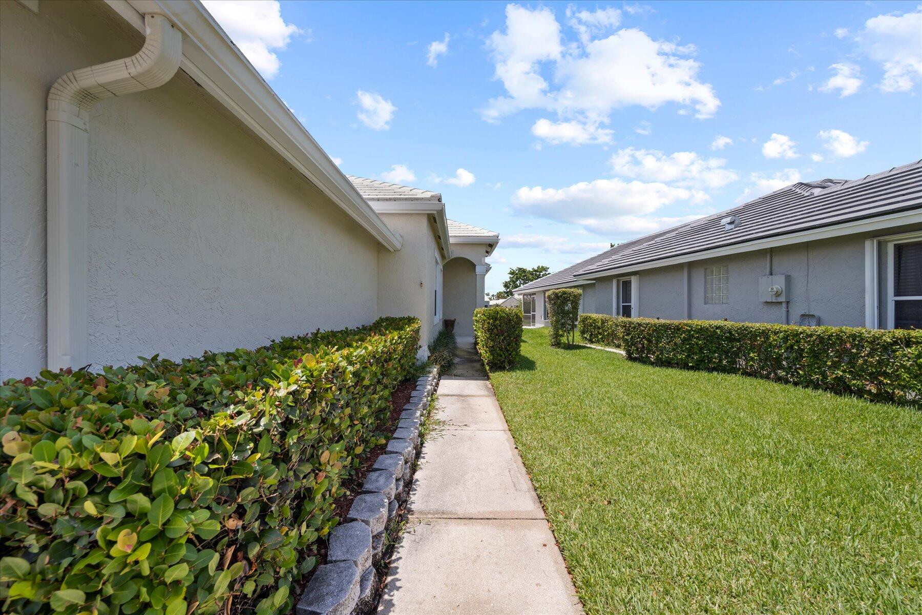 2573 Country Golf Drive