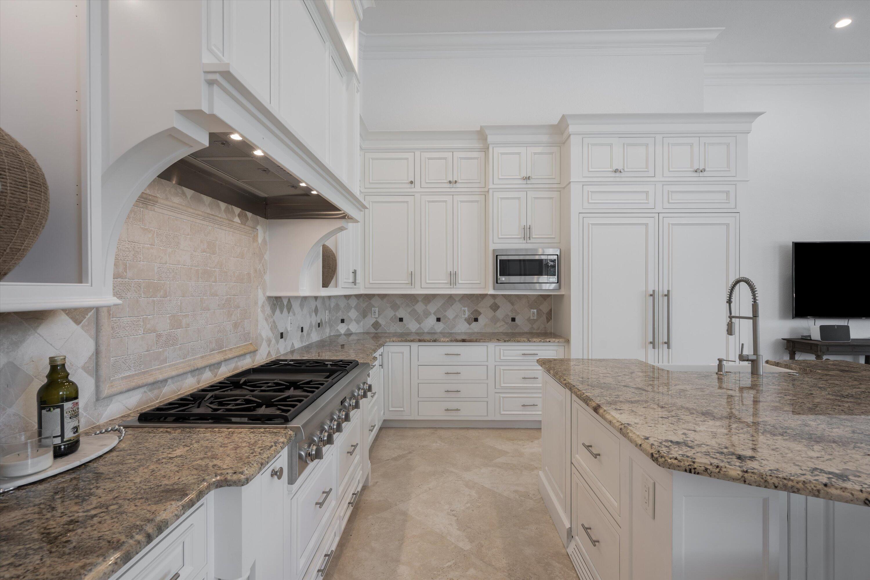 12820 Mizner Way