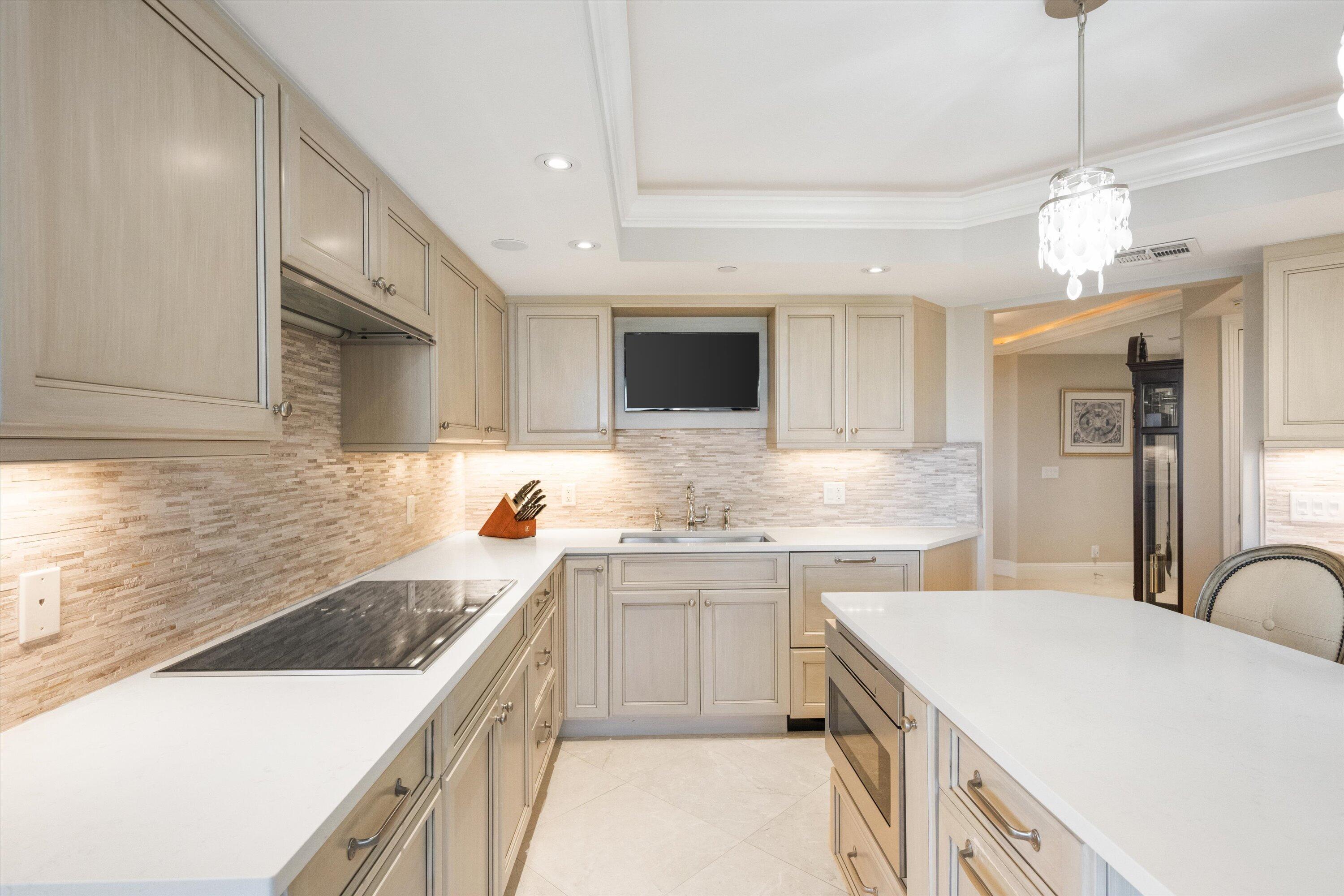 19850 Beach Road 2b
