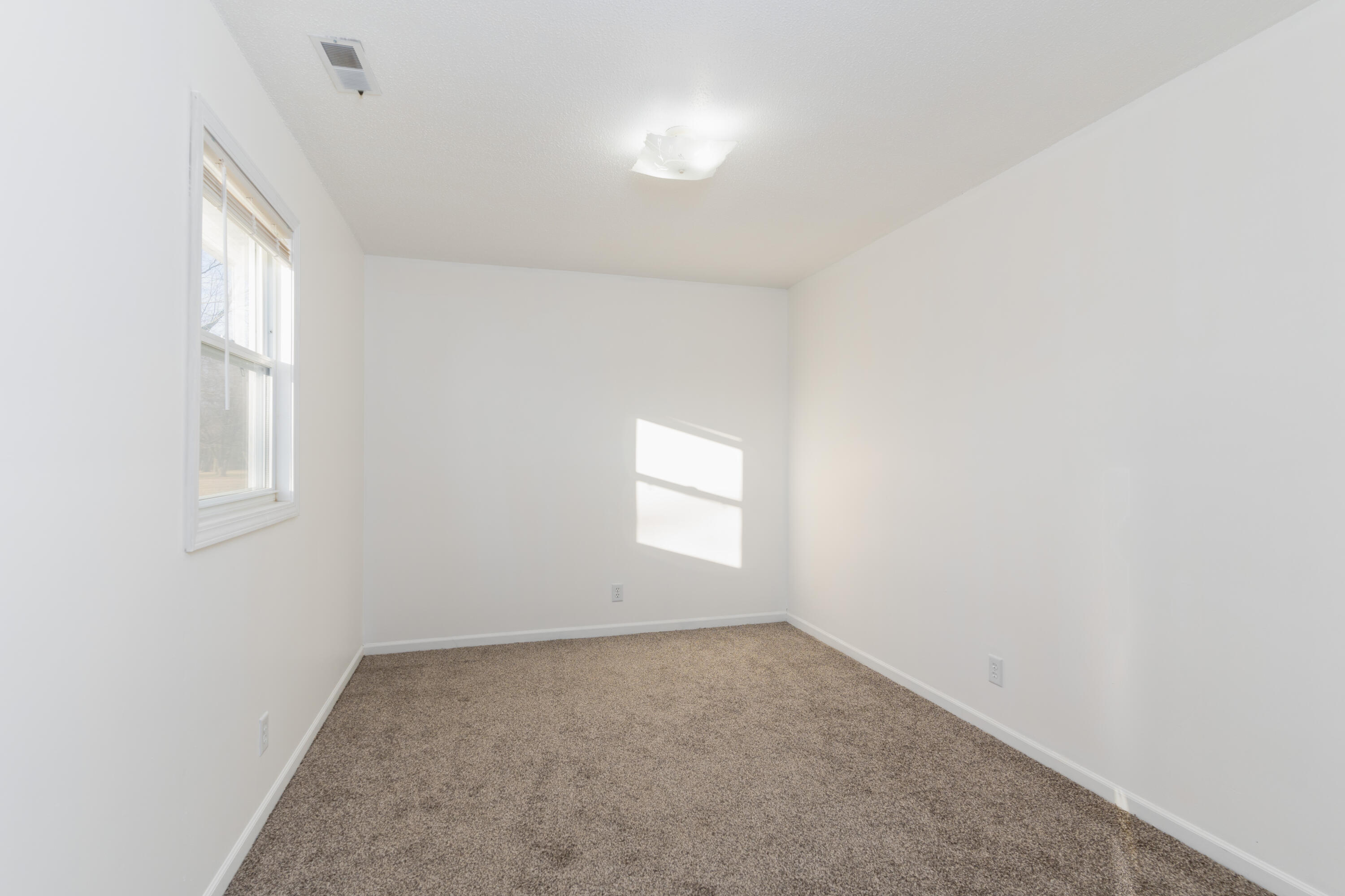 14905 S CEE W DR