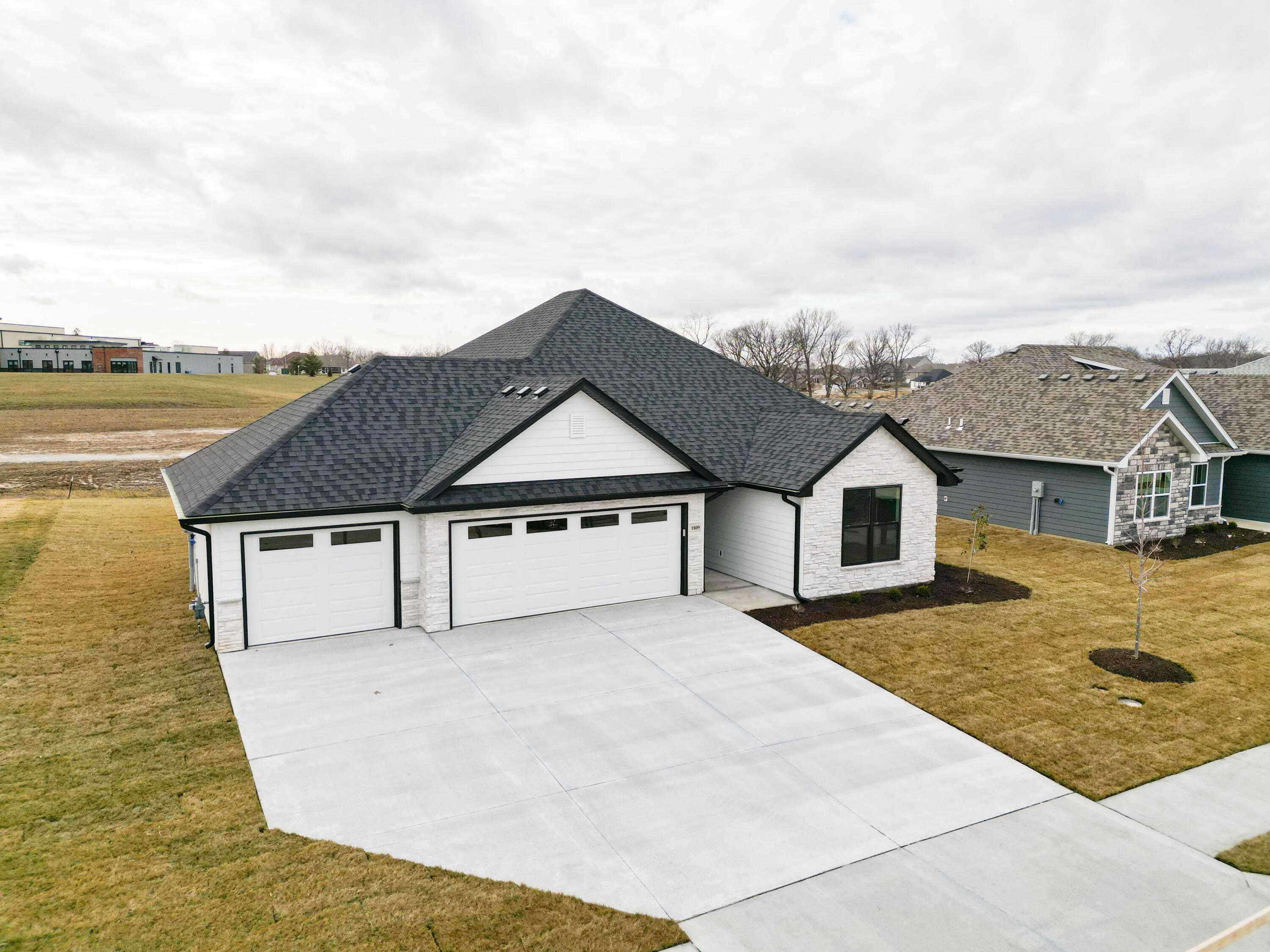 1809 STILLPOINT CT