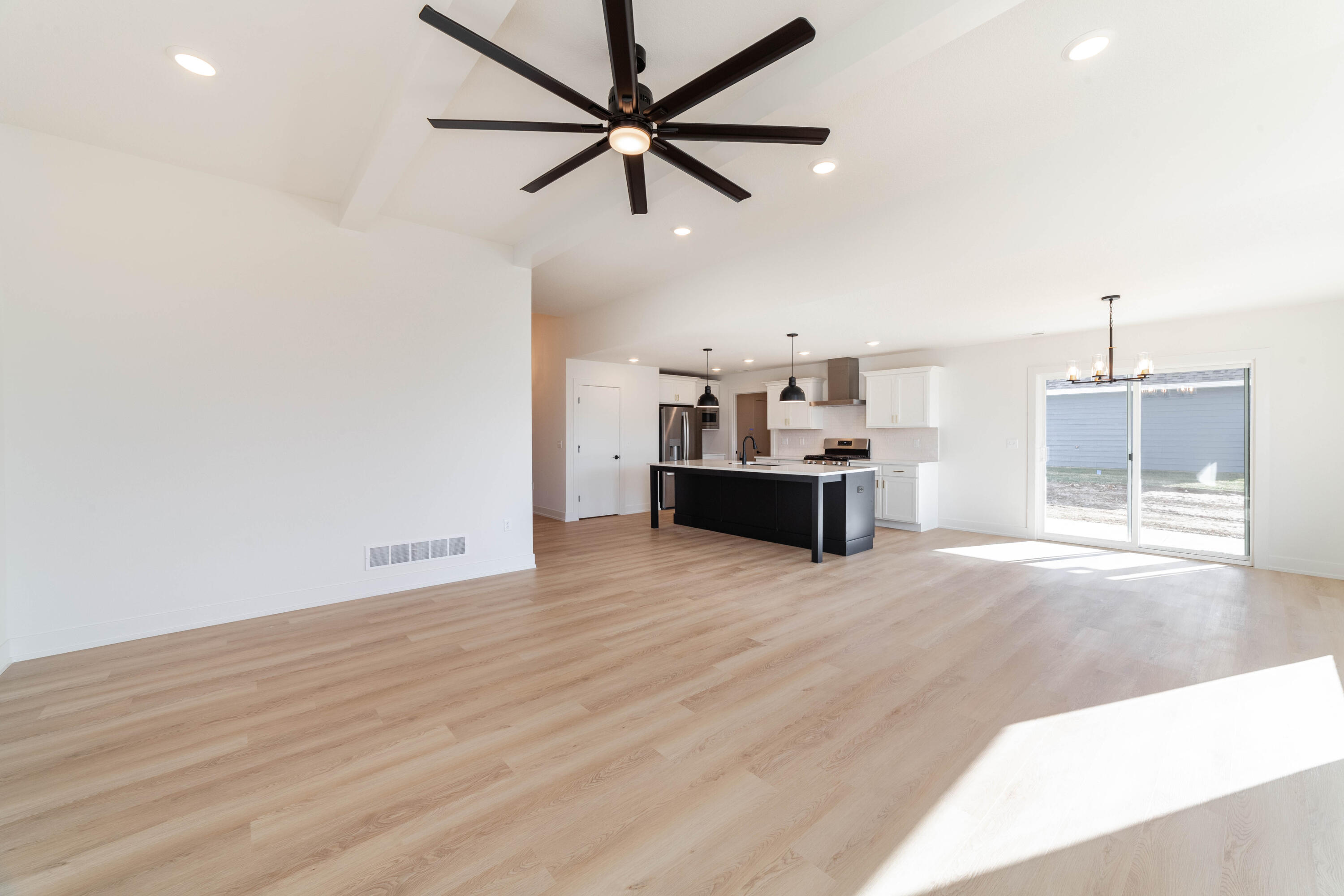 1809 STILLPOINT CT