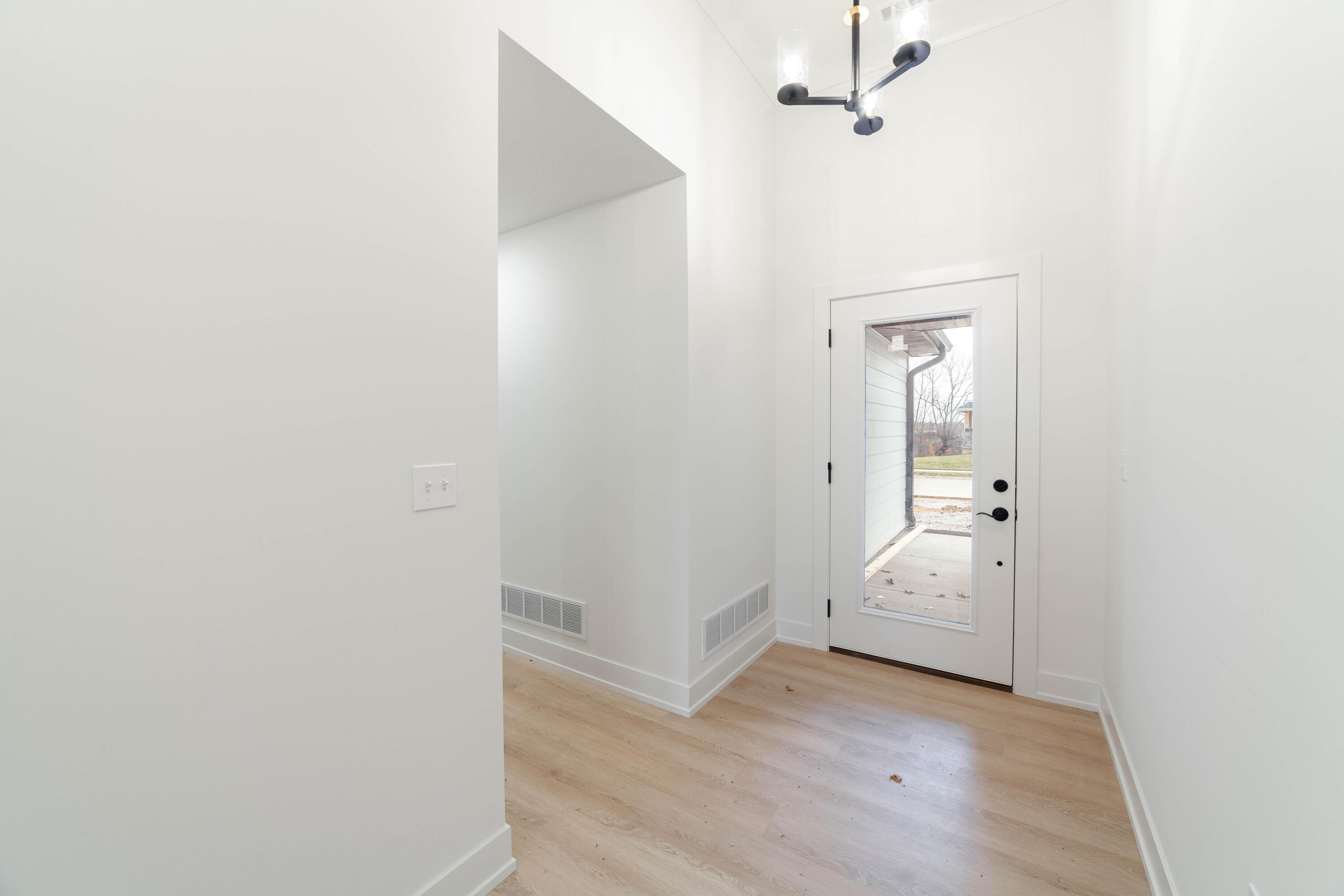 1809 STILLPOINT CT
