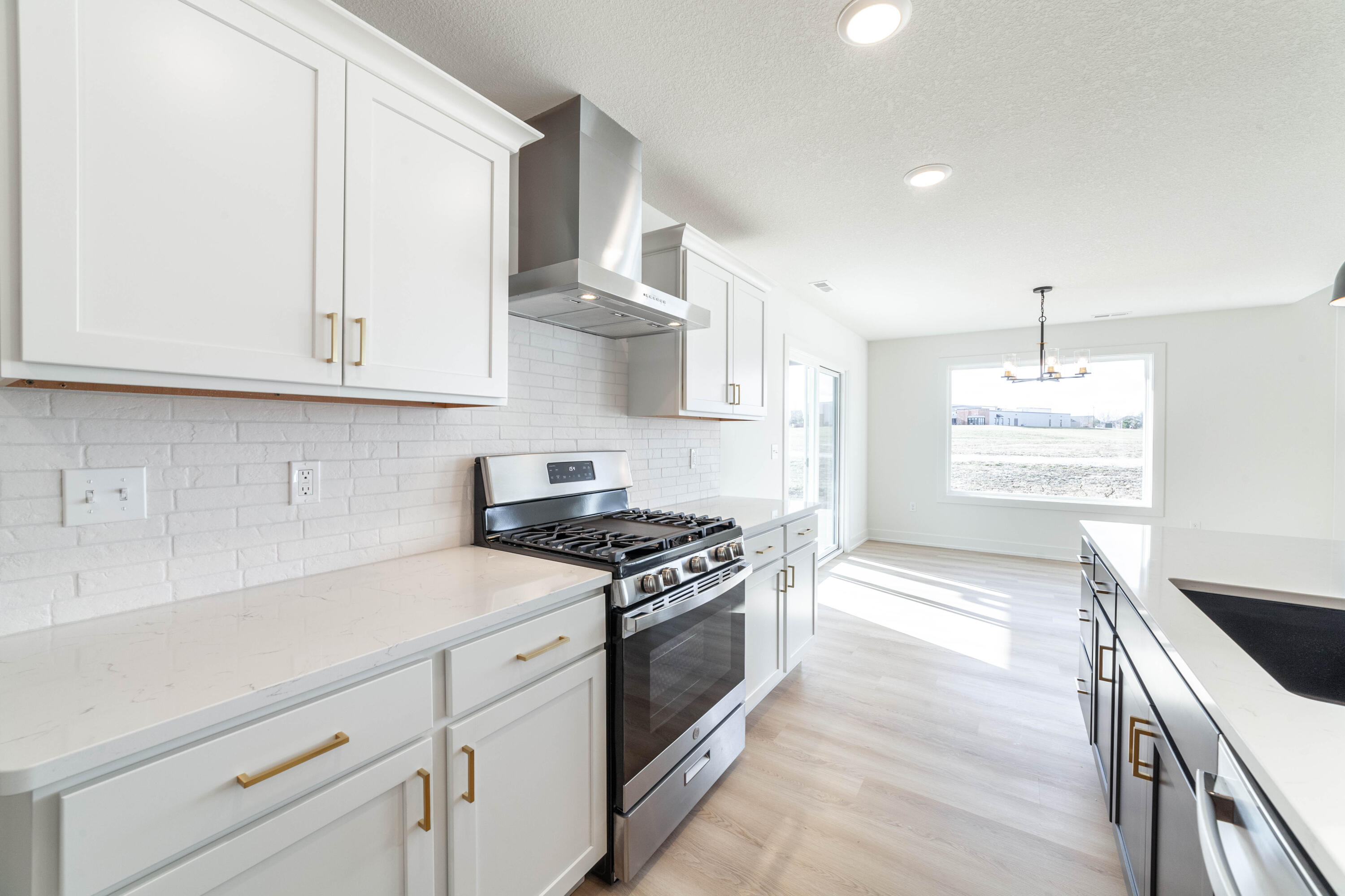 1809 STILLPOINT CT