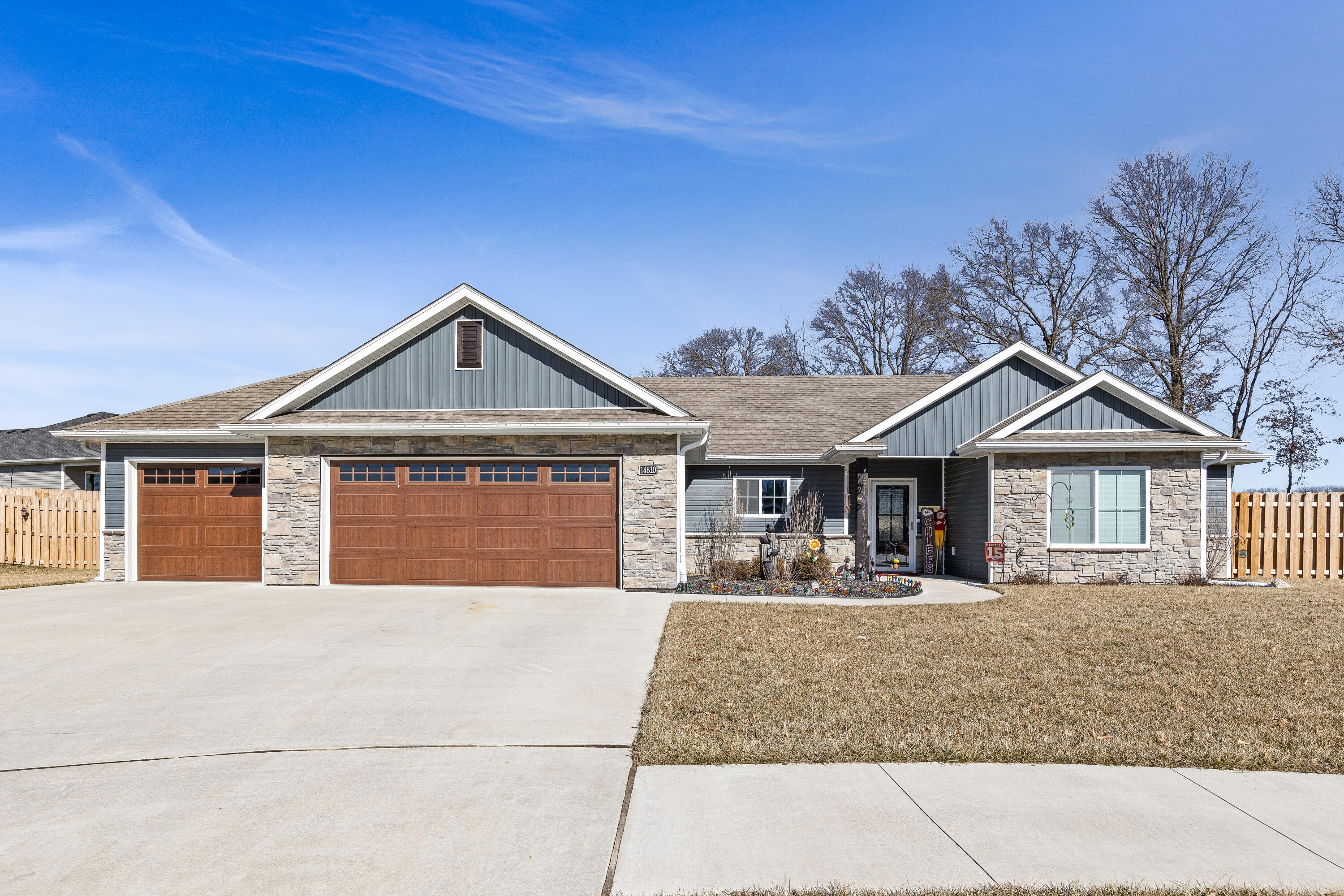 14810 LARRY LN