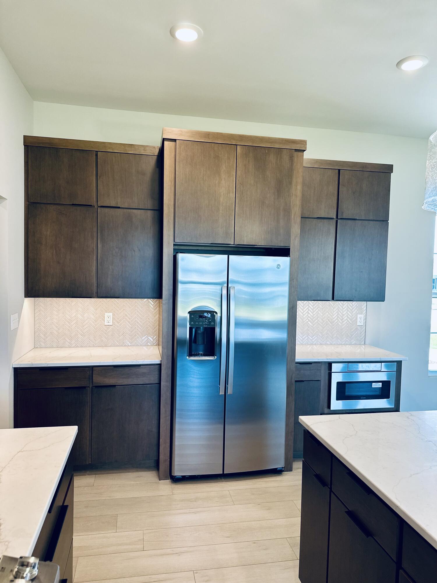 1213 SHORE ACRES LOOP