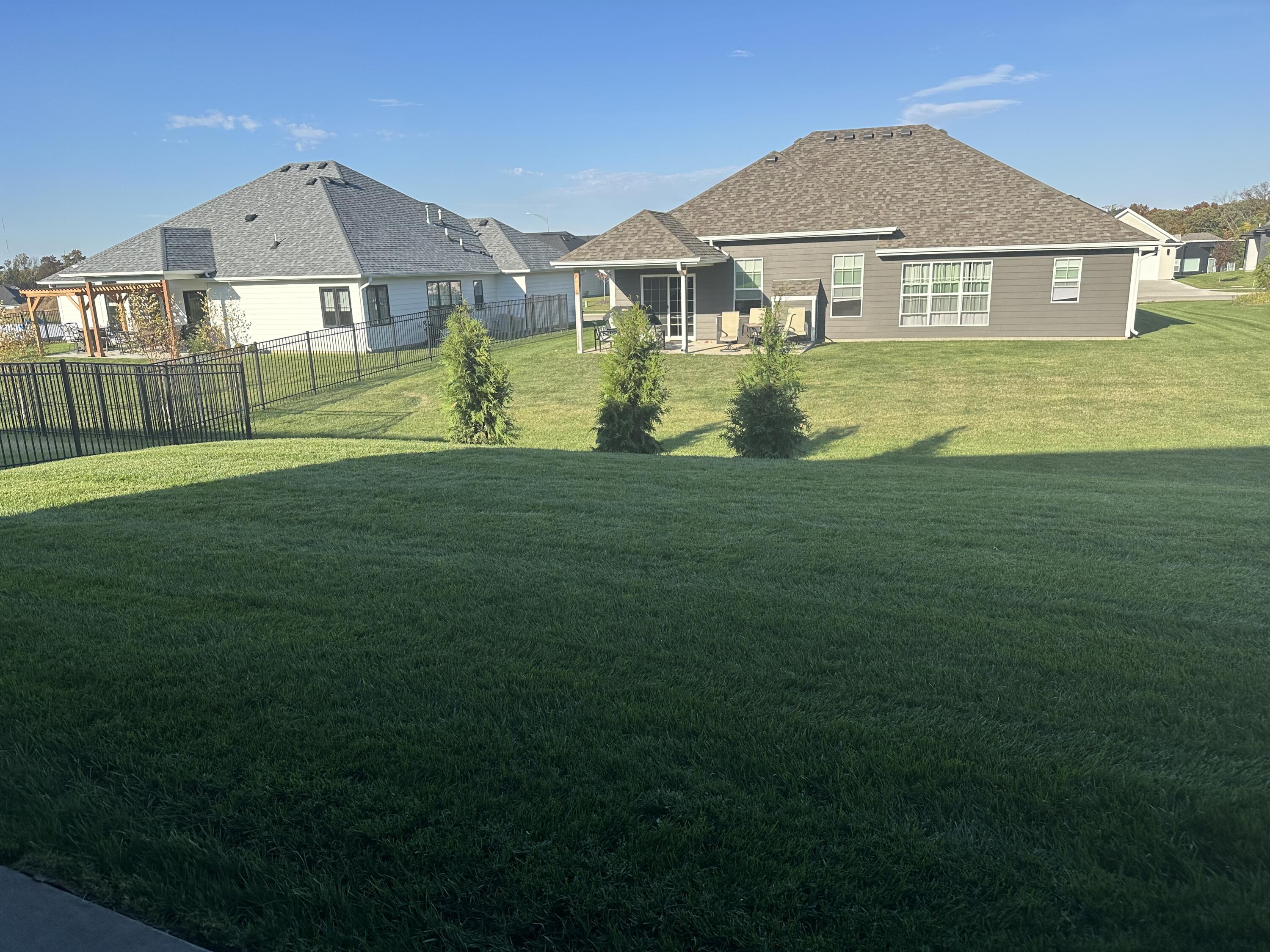 1213 SHORE ACRES LOOP