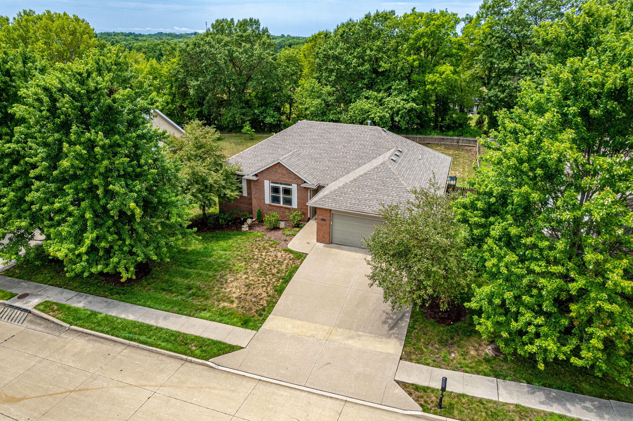 6805 MADISON CREEK DRIVE DR