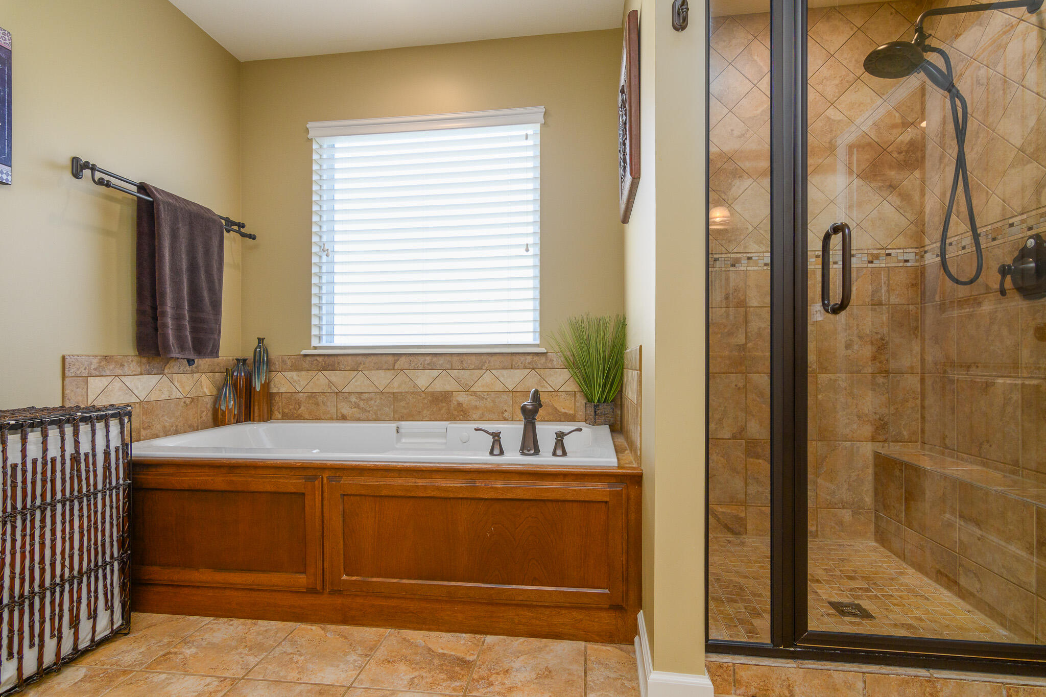 6502 UPPER BRIDLE BEND DRIVE