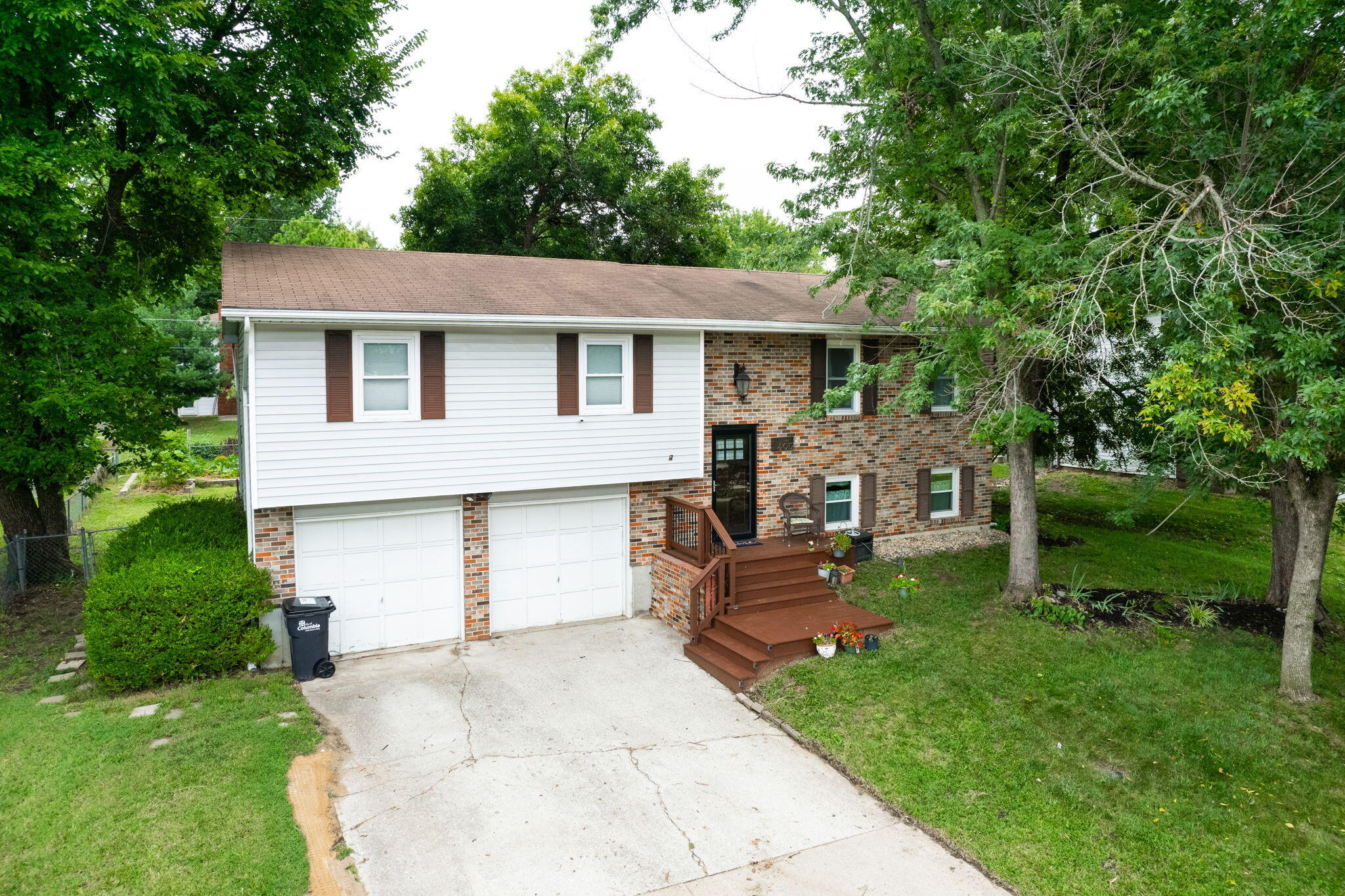 2012 SUNFLOWER ST