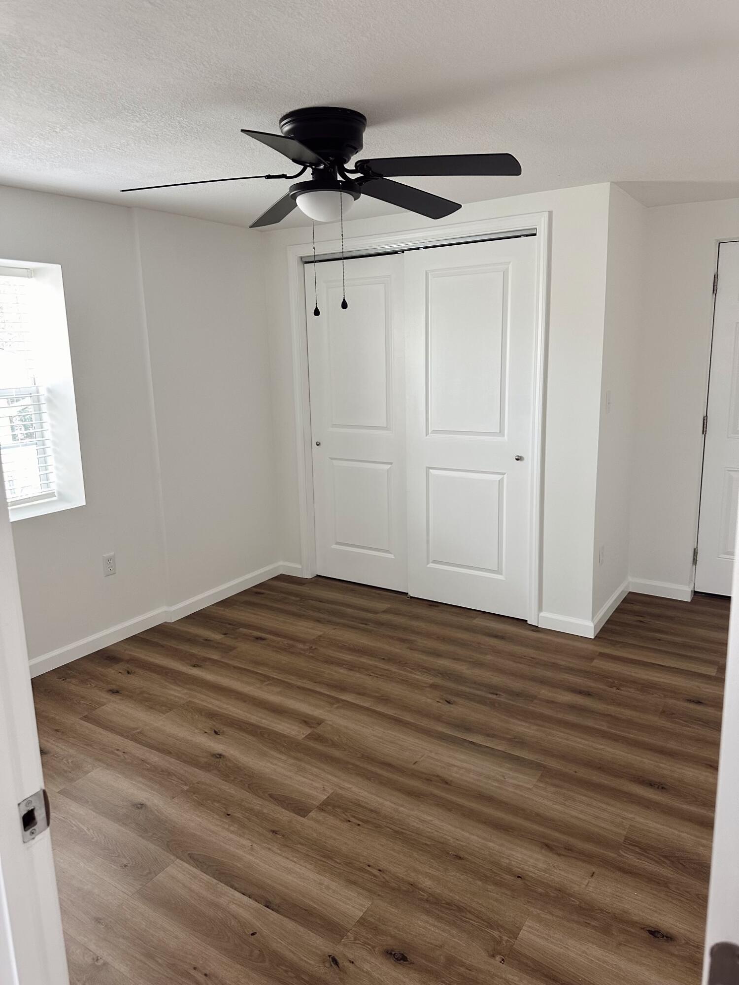 2810 FLORA DR