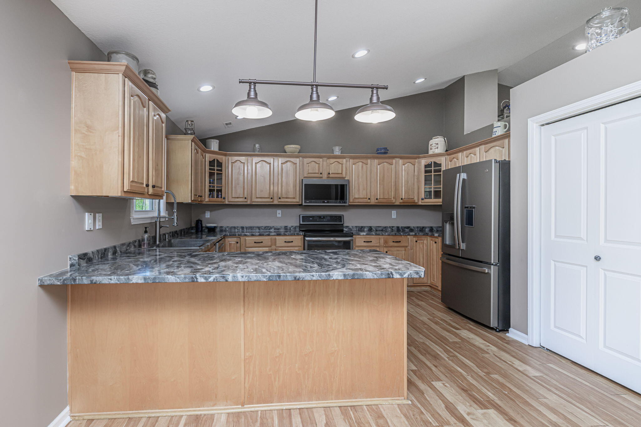 4208 CULPEPER DR