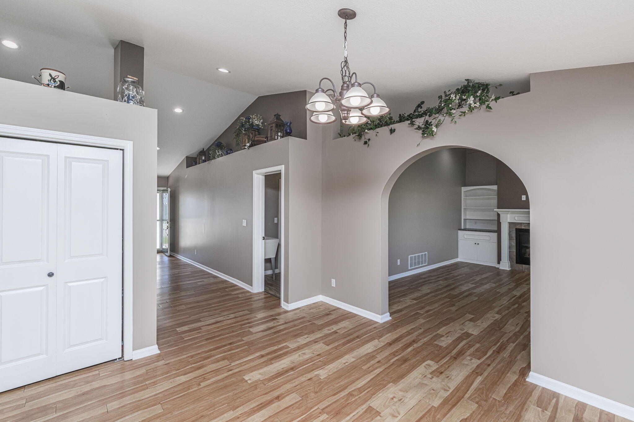 4208 CULPEPER DR