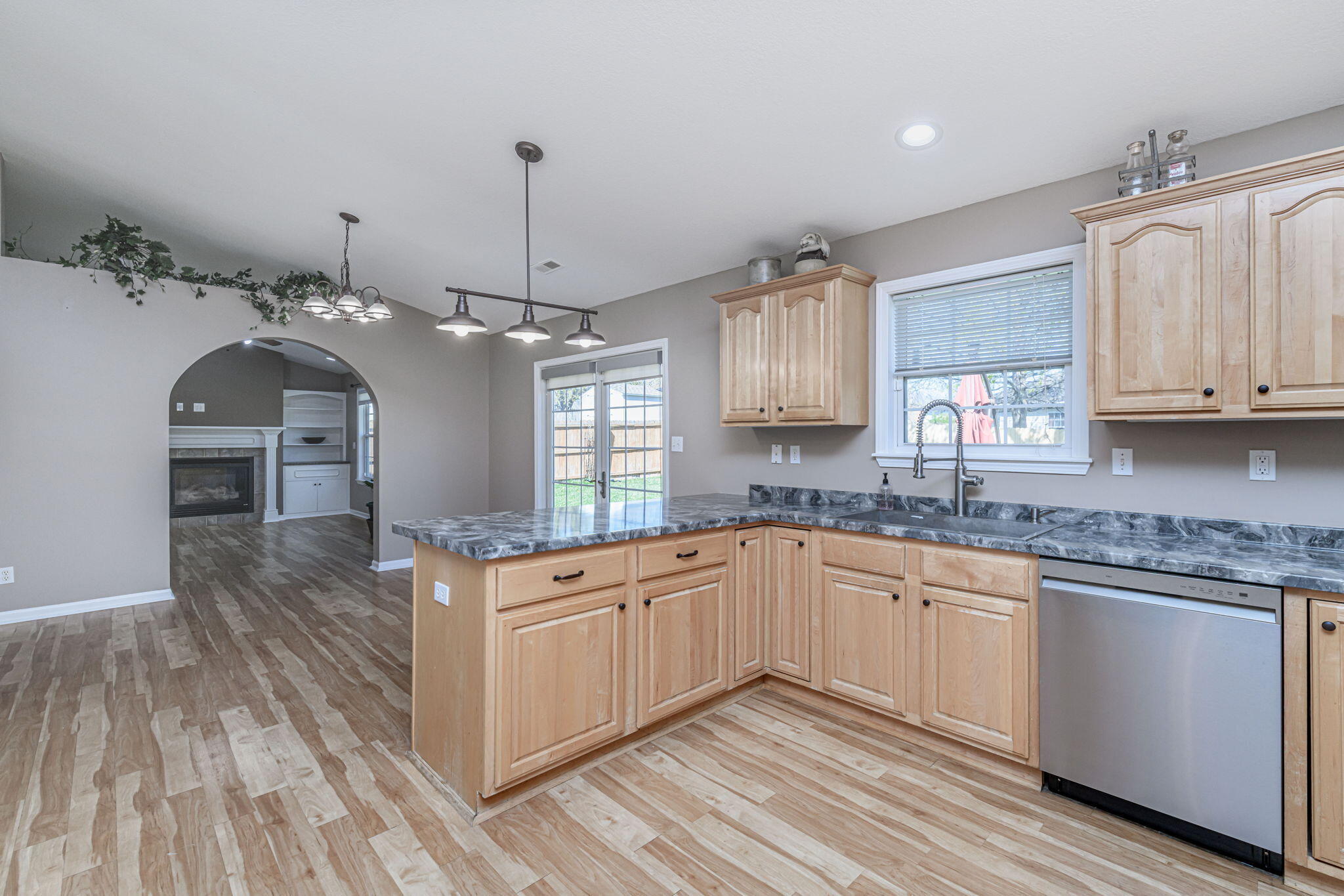 4208 CULPEPER DR