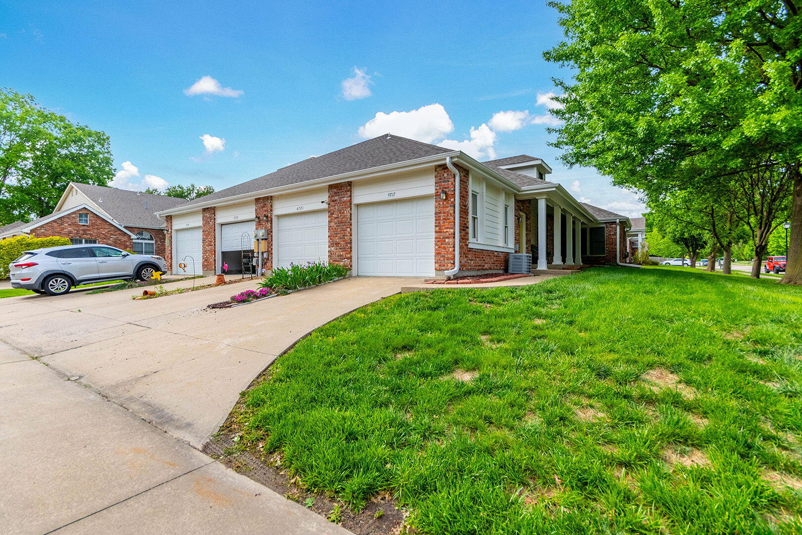 4717 BRANDON WOODS ST