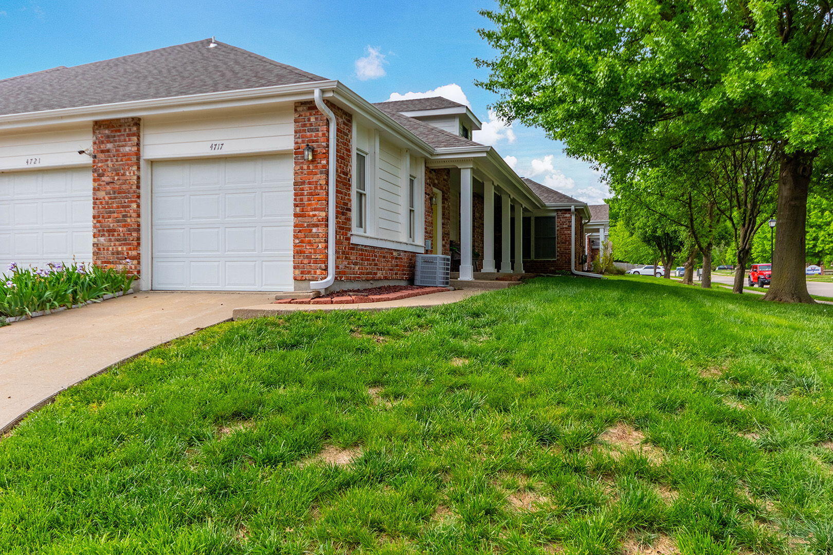 4717 BRANDON WOODS ST