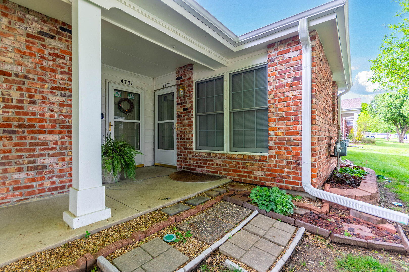 4717 BRANDON WOODS ST