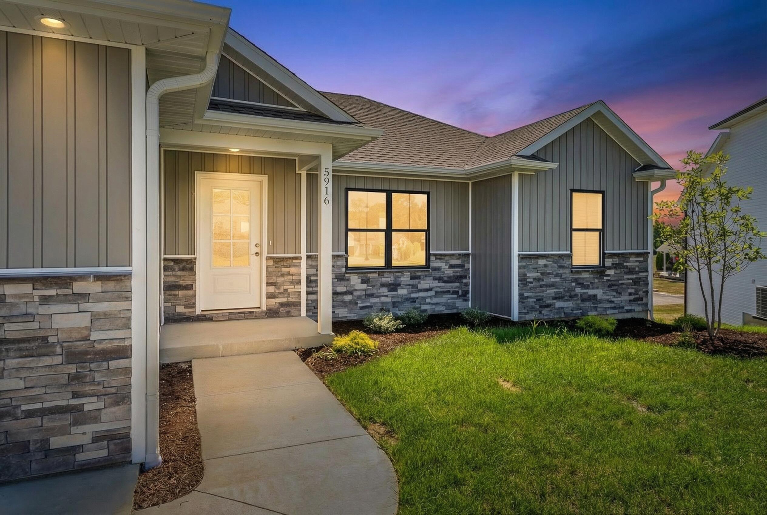 5916 HUNTINGTON CT
