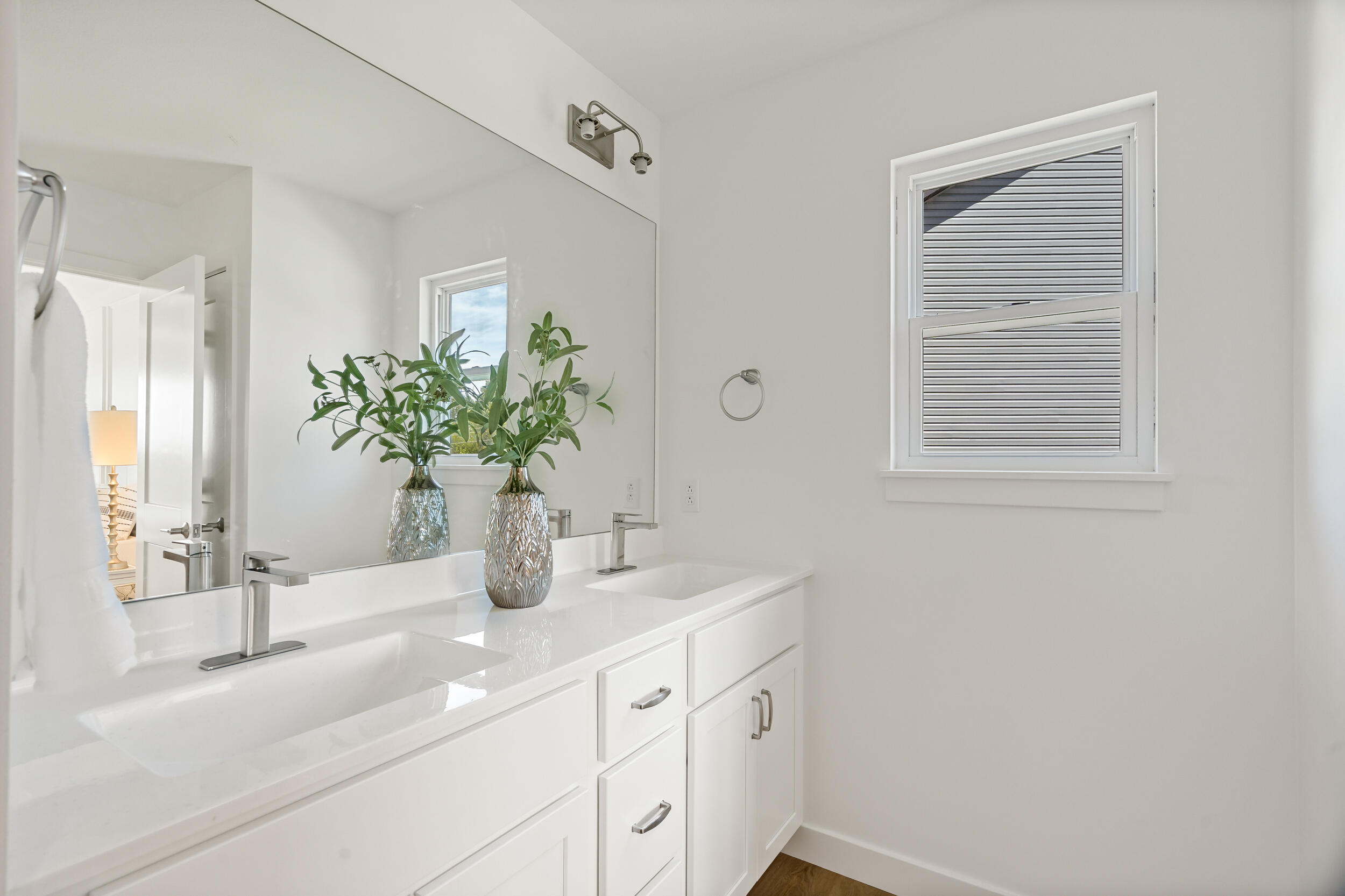 5916 HUNTINGTON CT