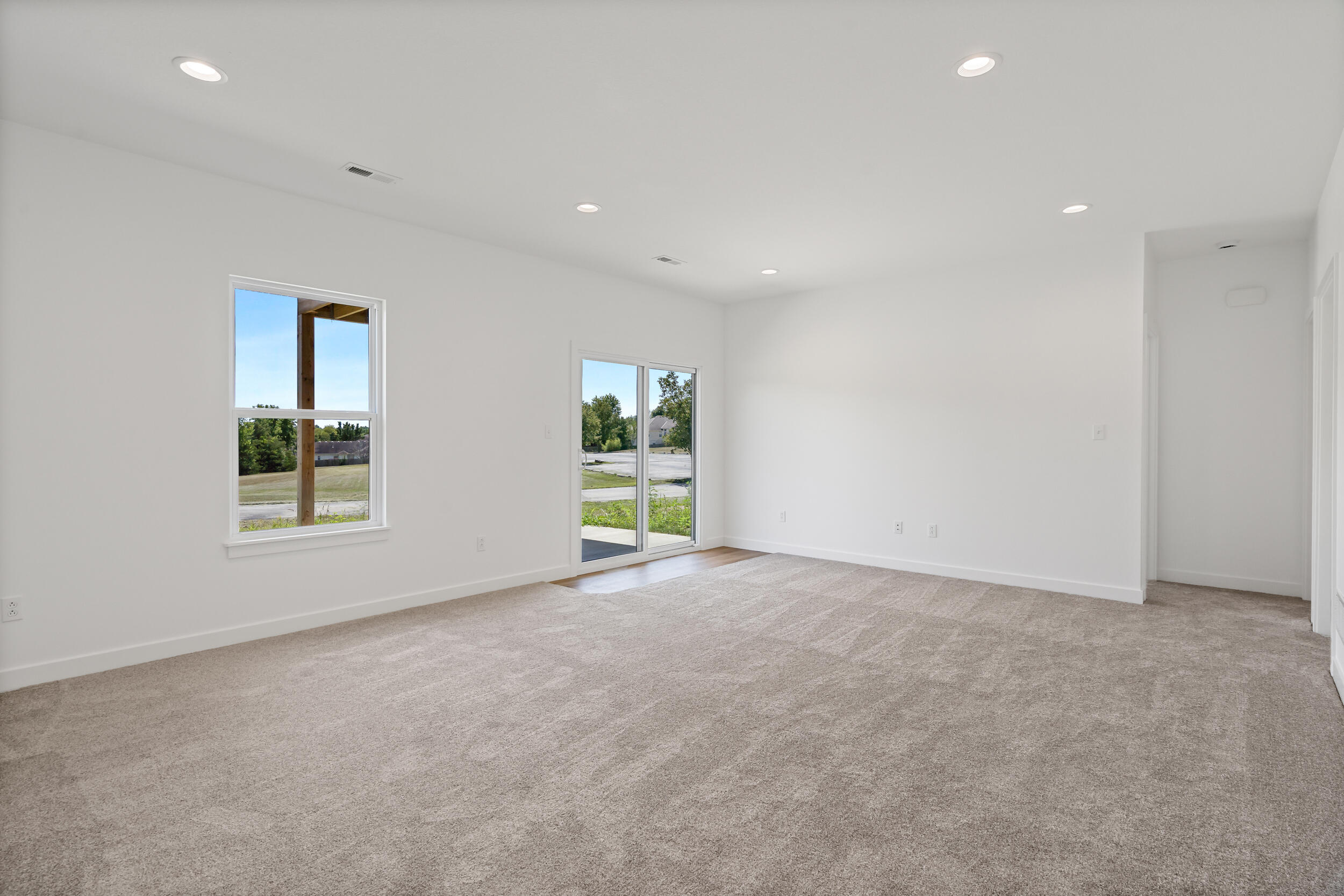 5916 HUNTINGTON CT