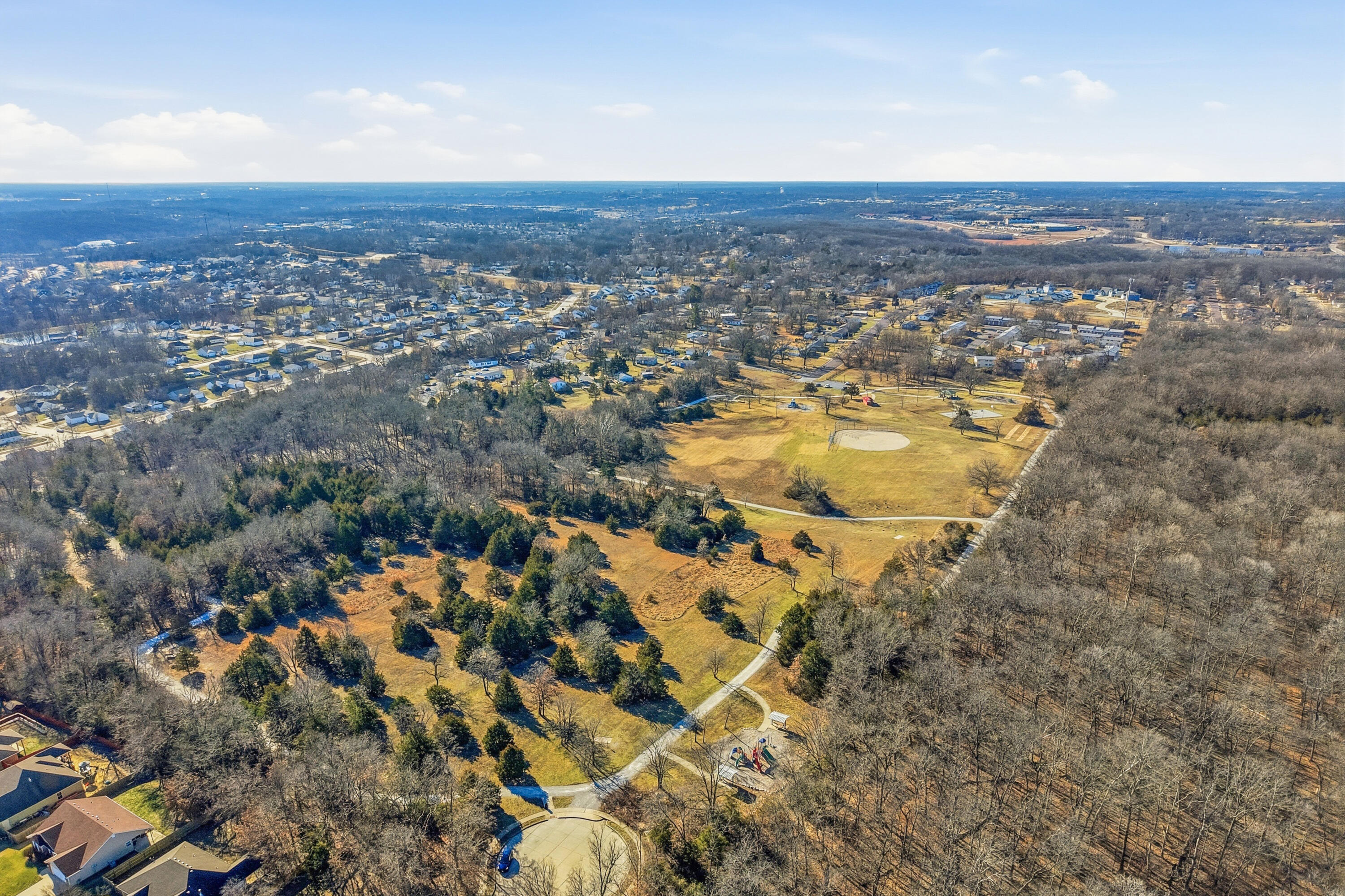 5916 HUNTINGTON CT