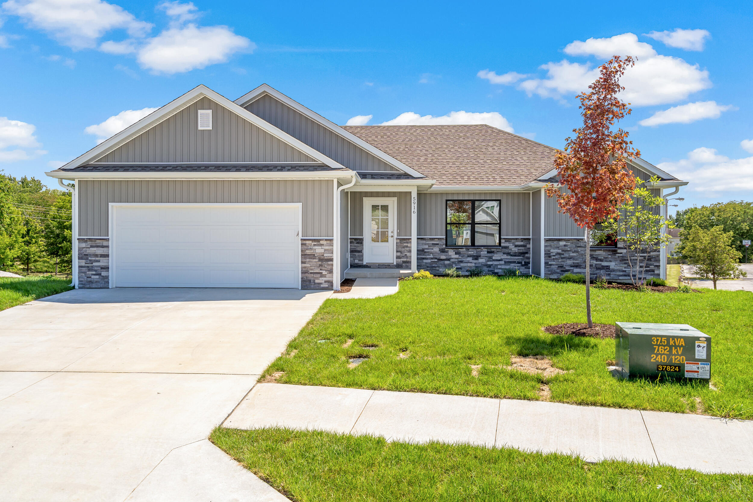 5916 HUNTINGTON CT
