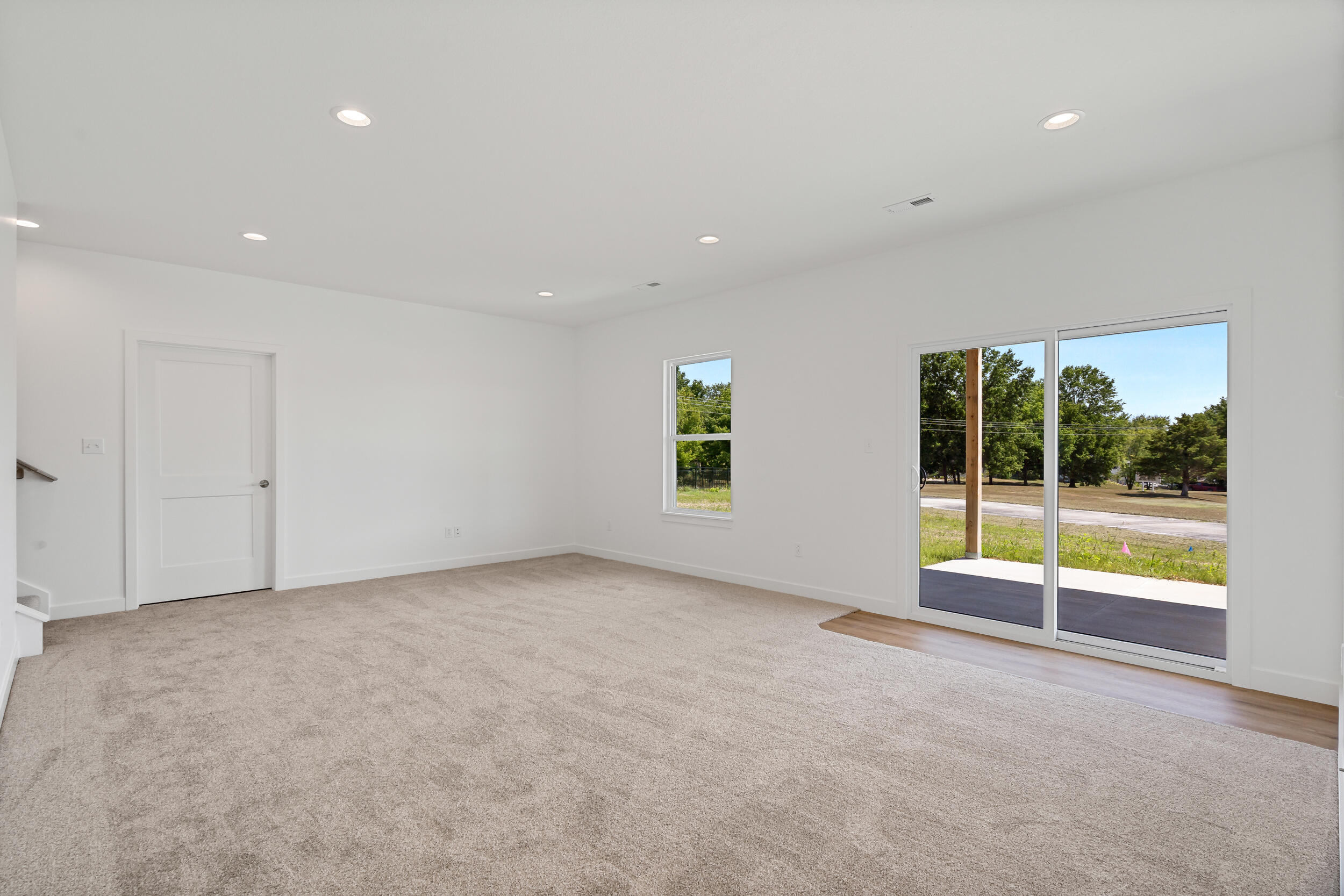 5916 HUNTINGTON CT