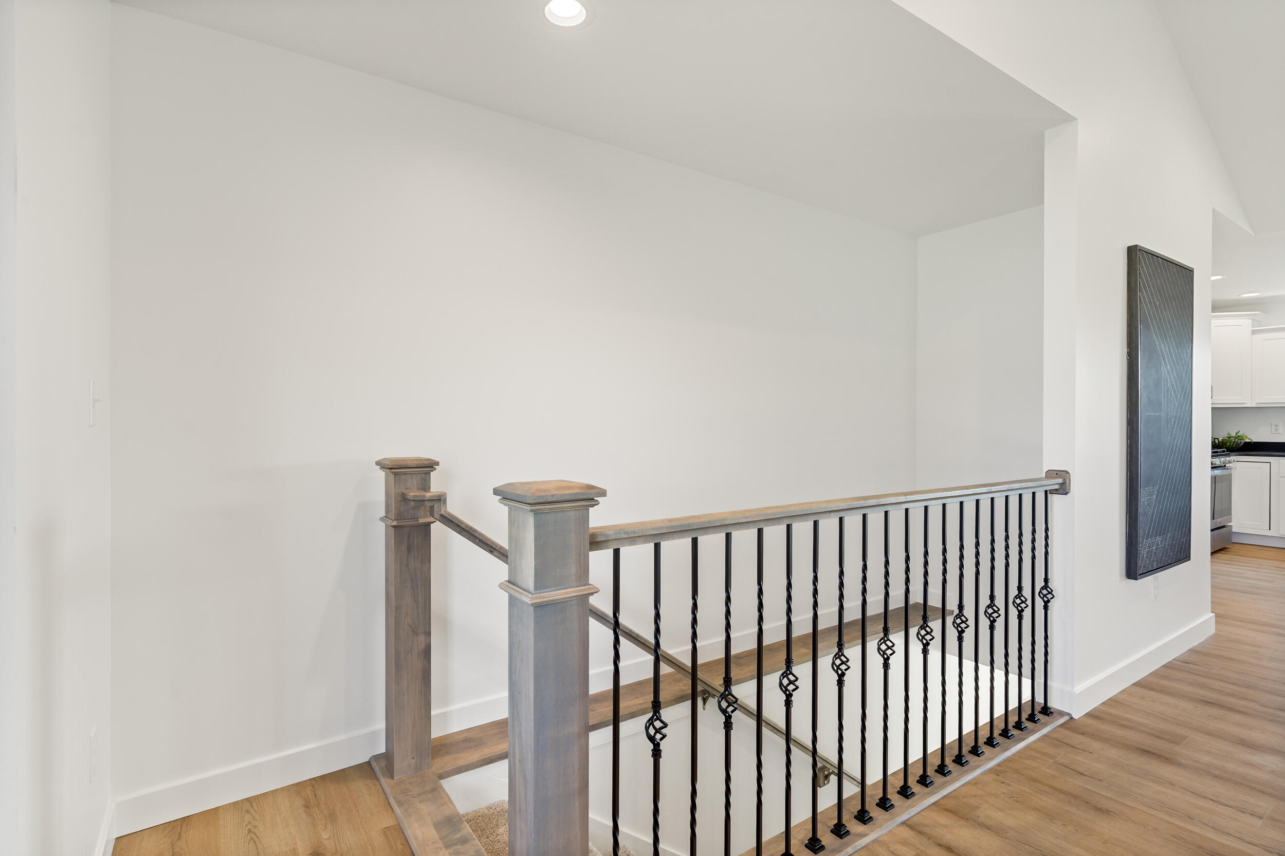 5916 HUNTINGTON CT