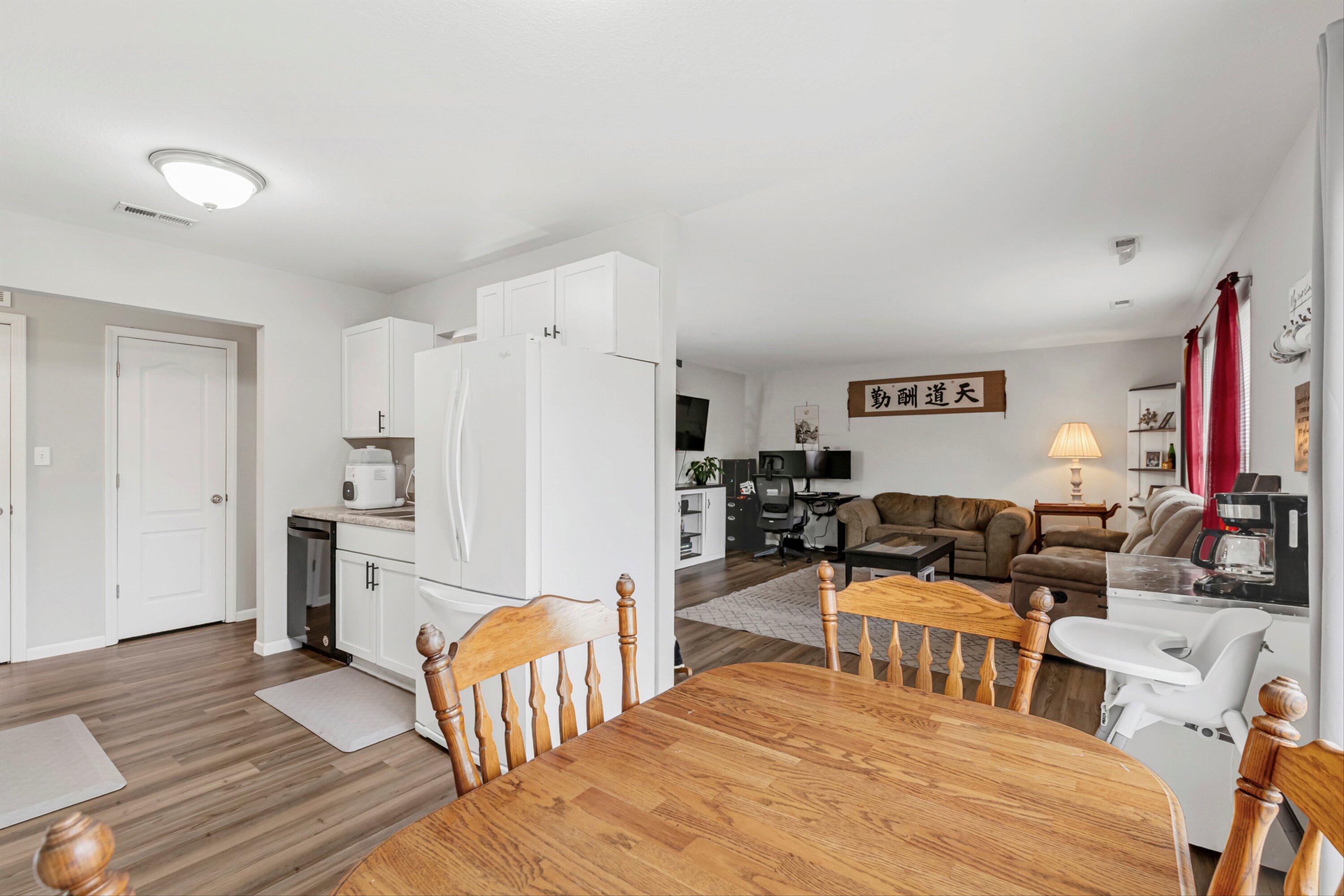 607 BEAR VALLEY CT
