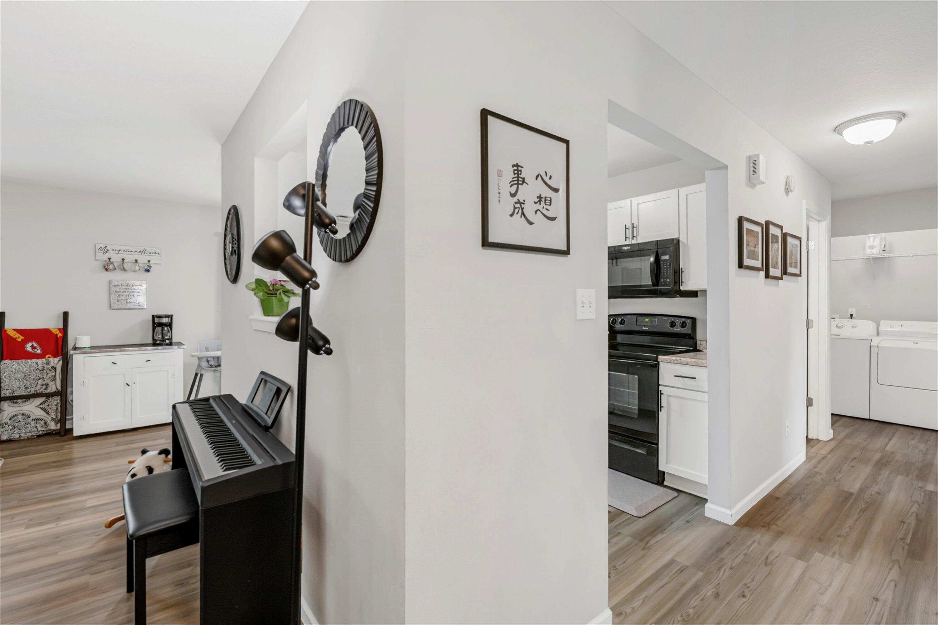 607 BEAR VALLEY CT