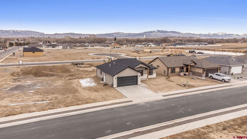 616 Alta Lakes Avenue