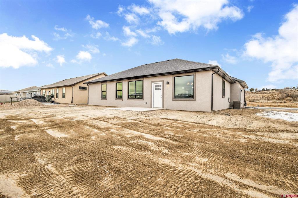 616 Alta Lakes Avenue