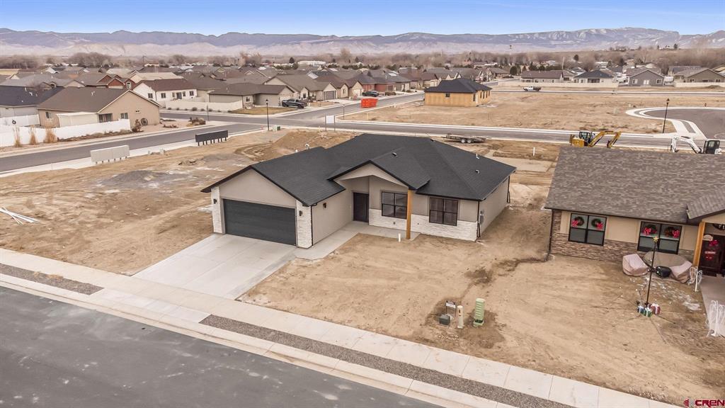 616 Alta Lakes Avenue