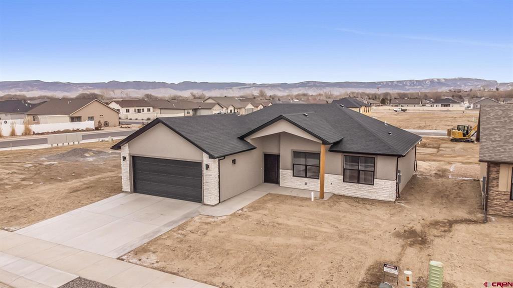 616 Alta Lakes Avenue