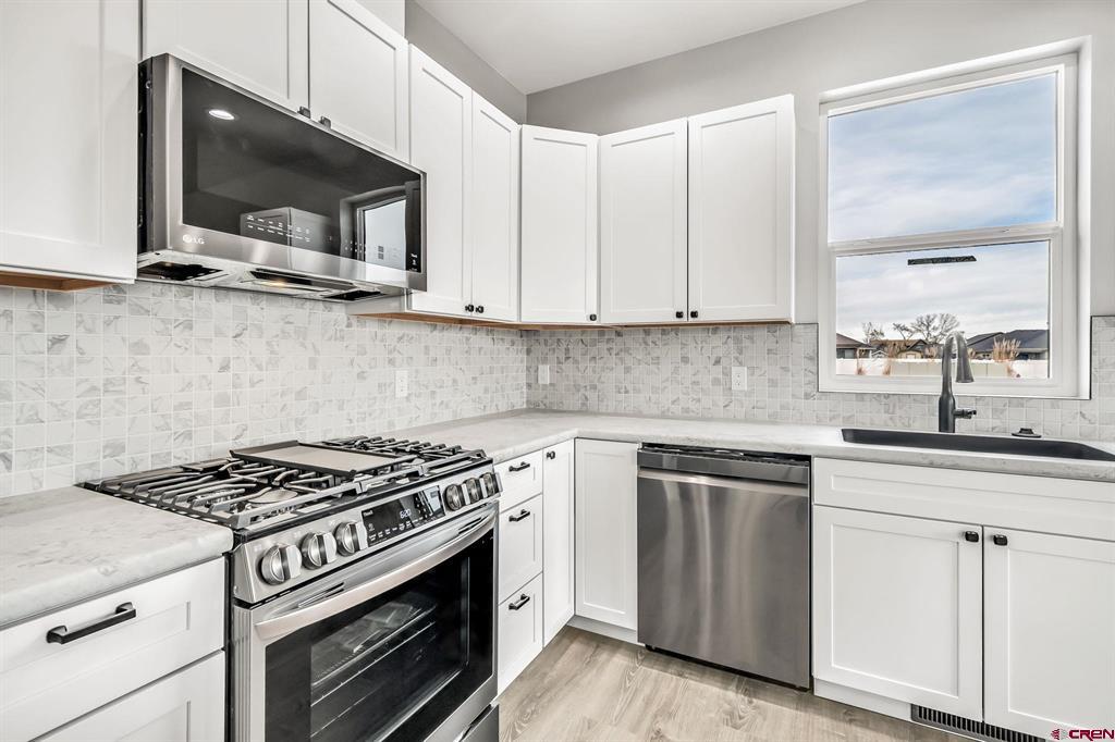 616 Alta Lakes Avenue