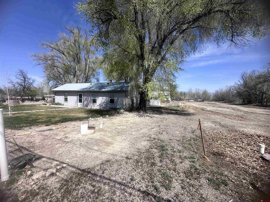 1145 E 5th