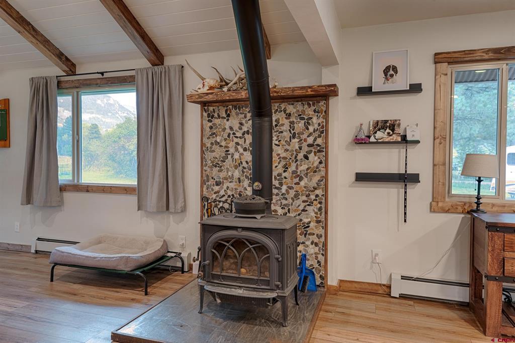 559 Suzanne Lane