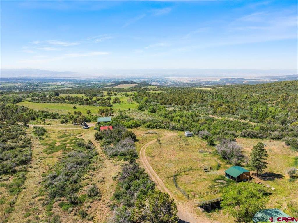 21932 2225 Road