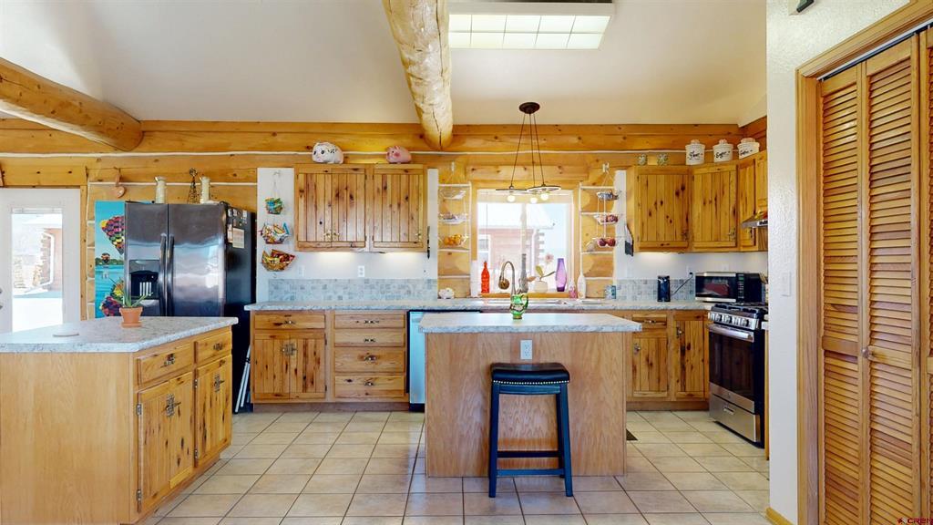 2083 Pioneer Road