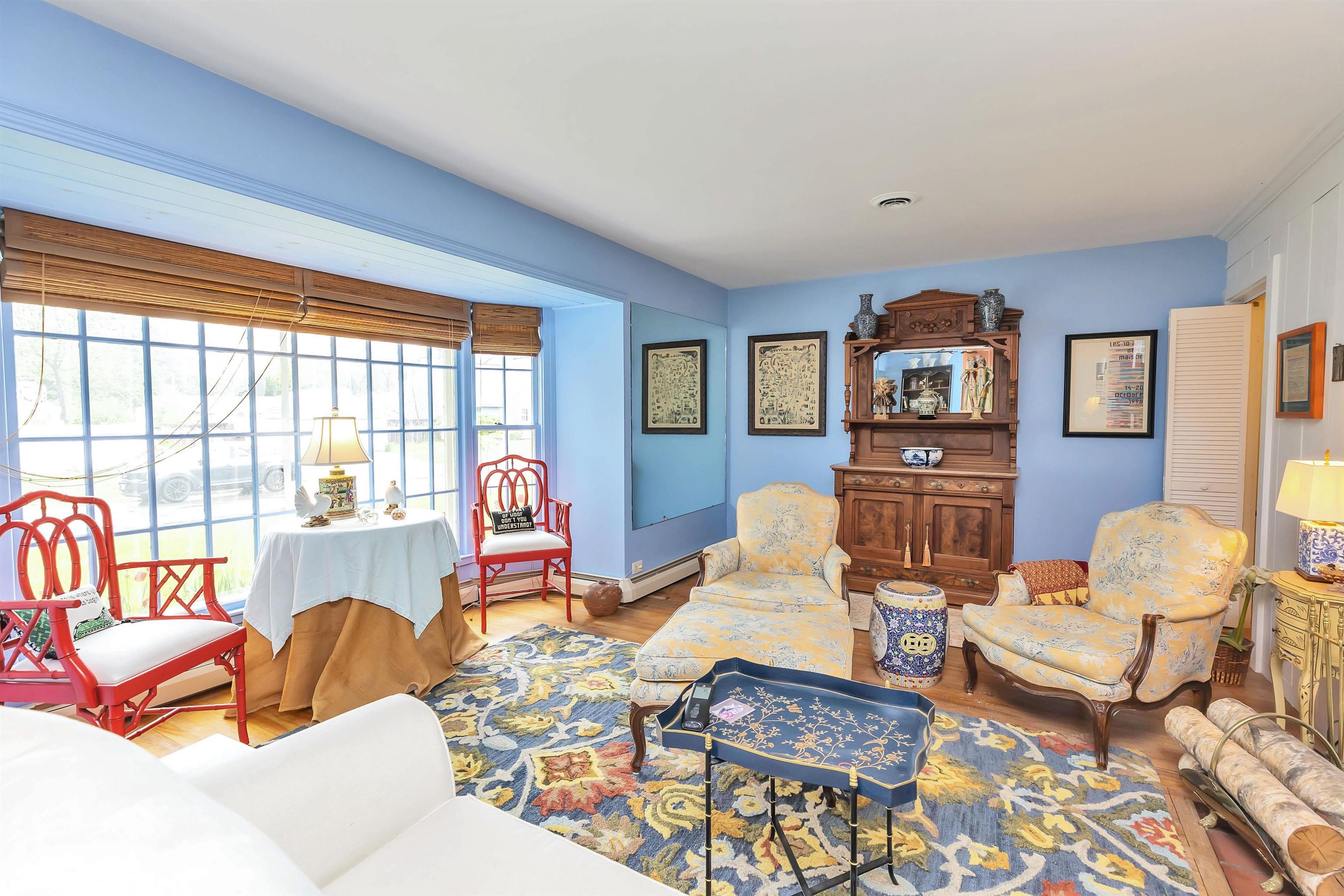 48 Edgewood Avenue