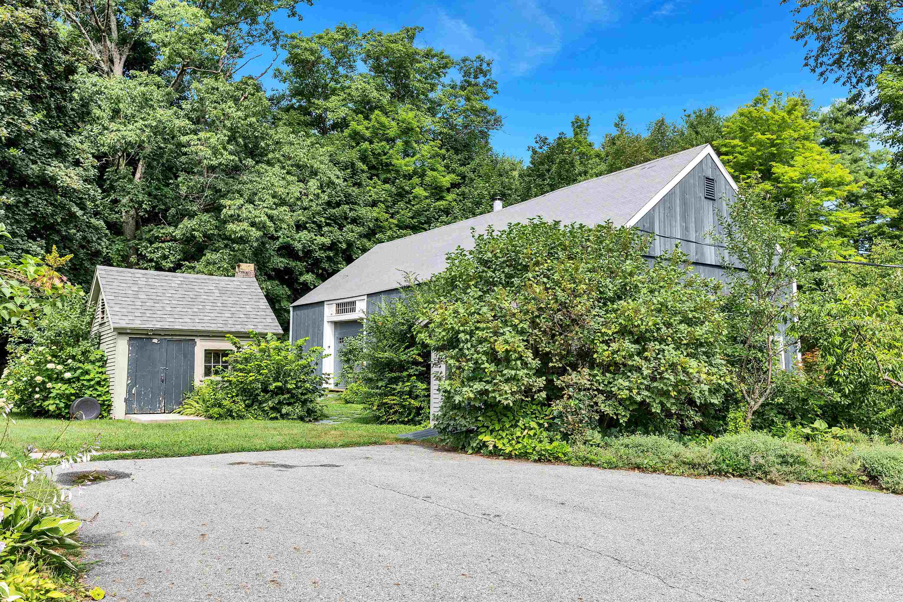 119 Middle Road