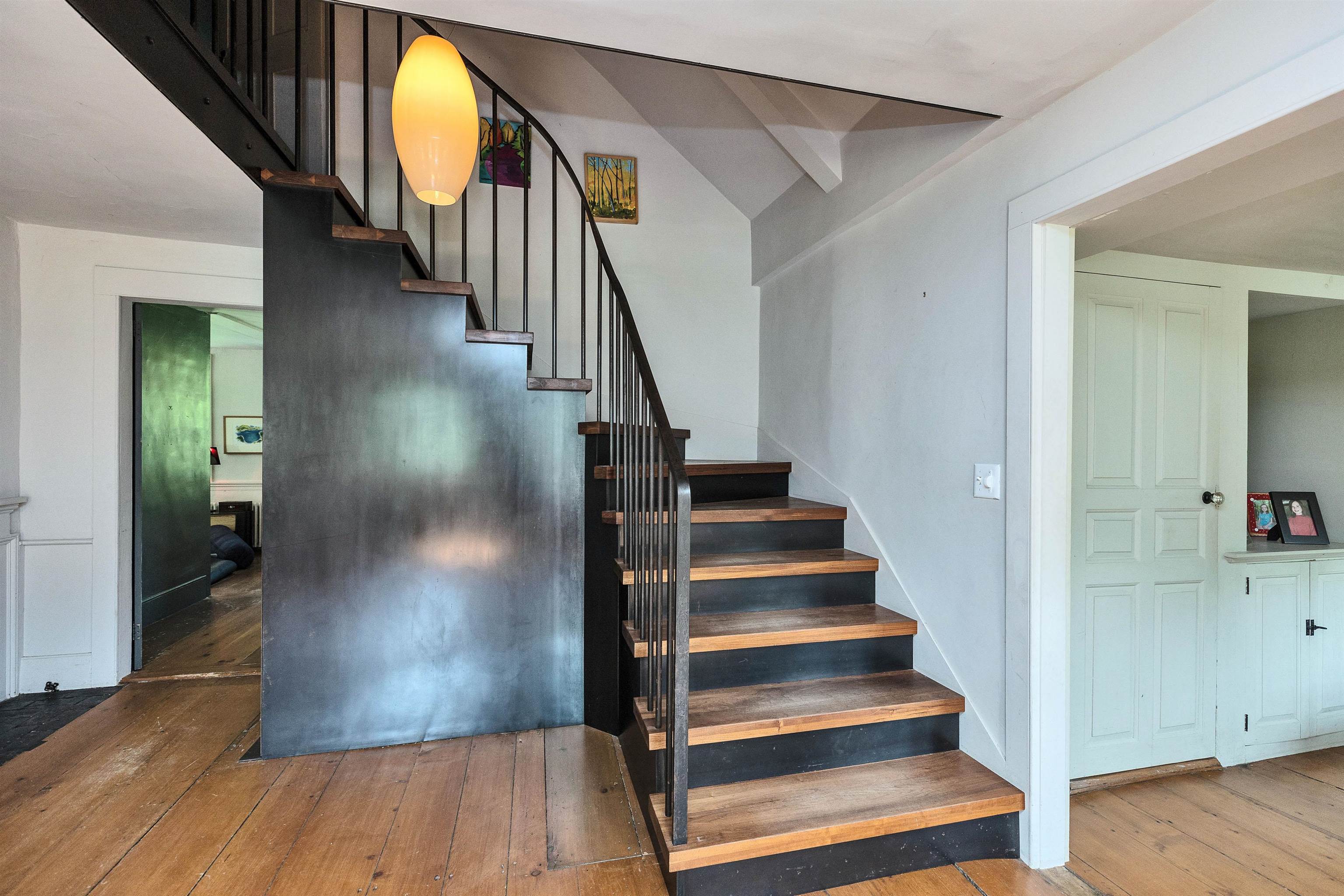 119 Middle Road