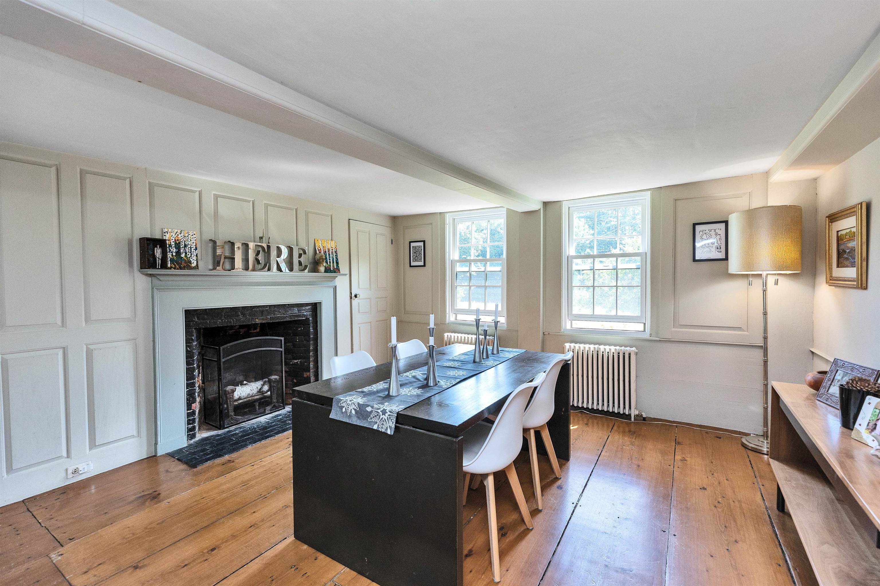 119 Middle Road