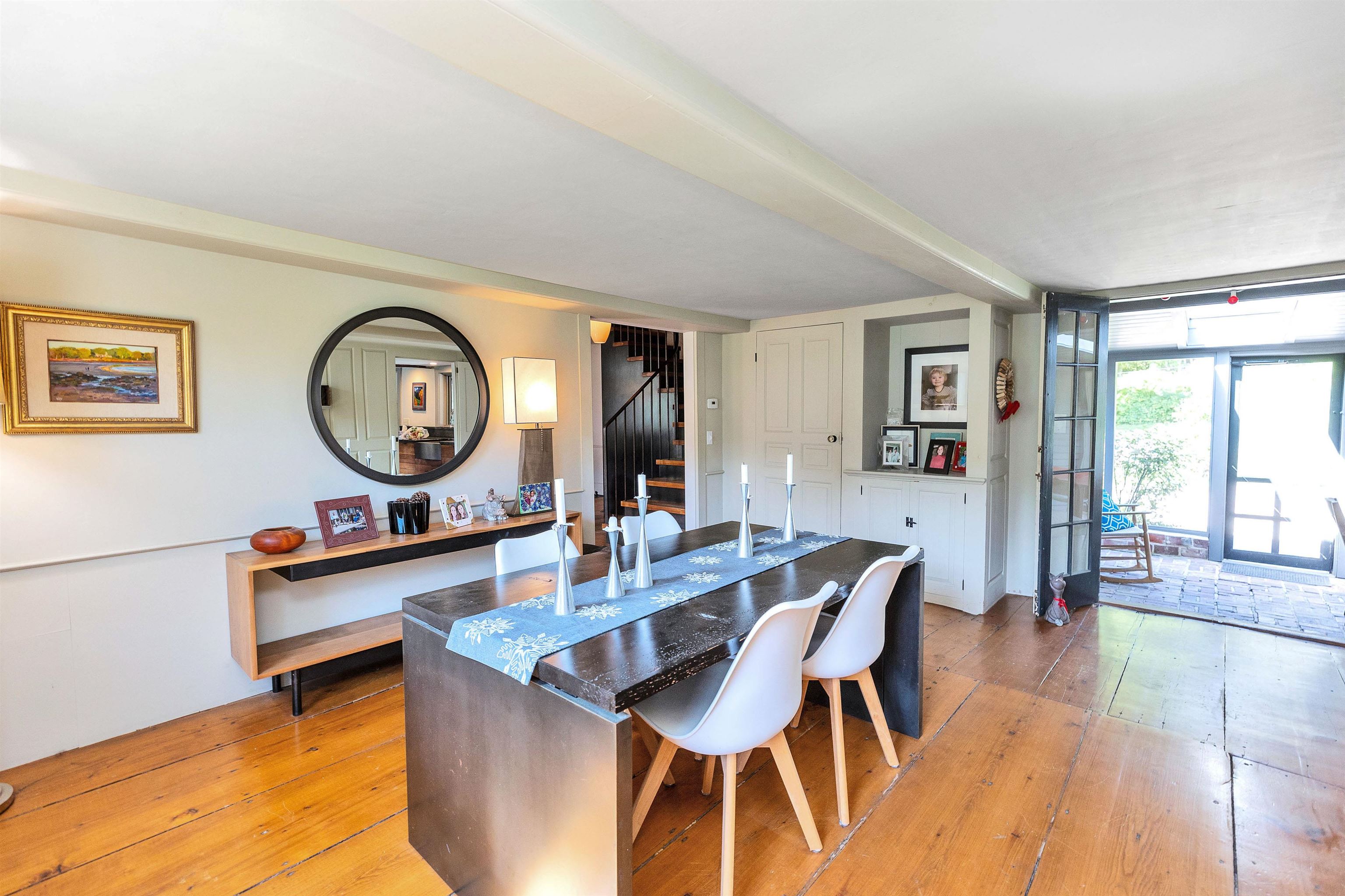 119 Middle Road