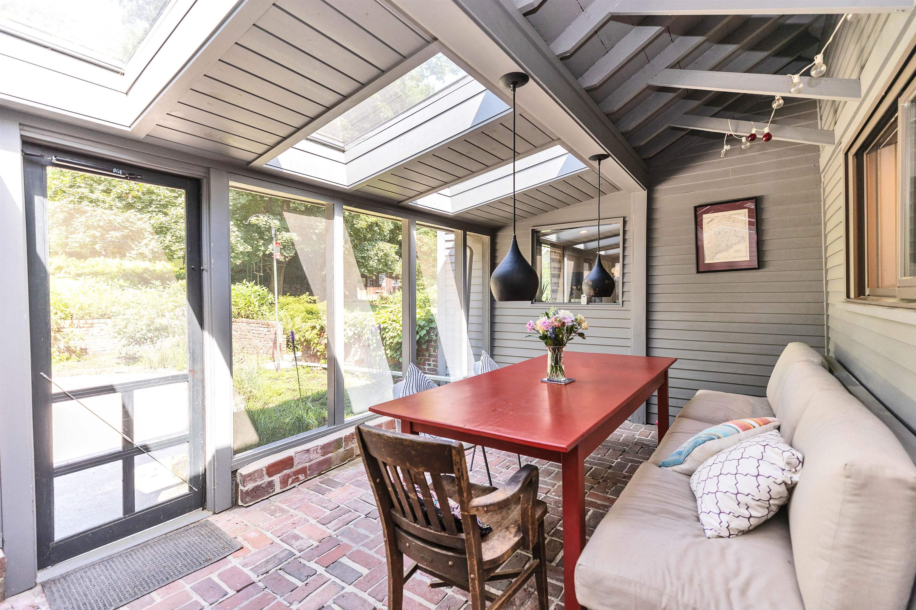 119 Middle Road