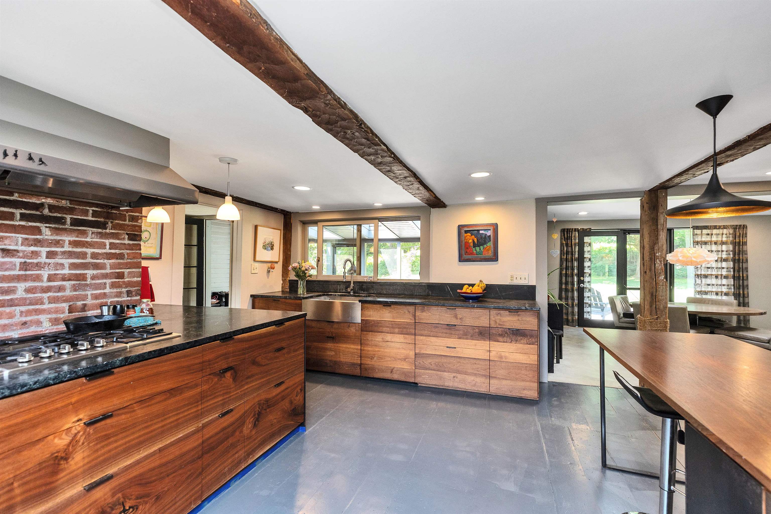 119 Middle Road