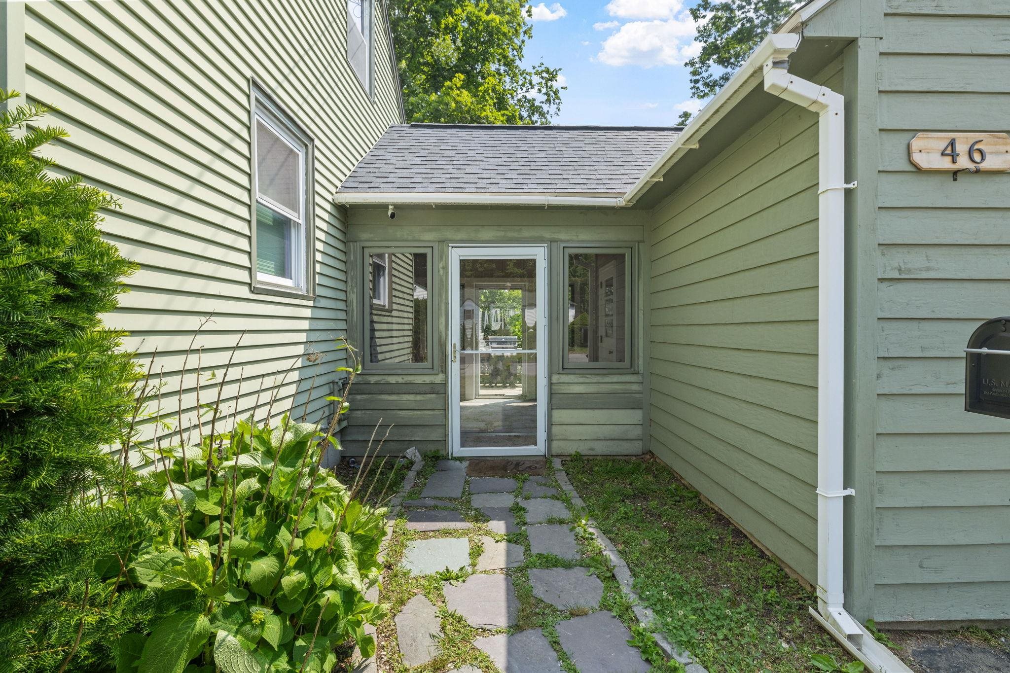 46 East Diane Drive