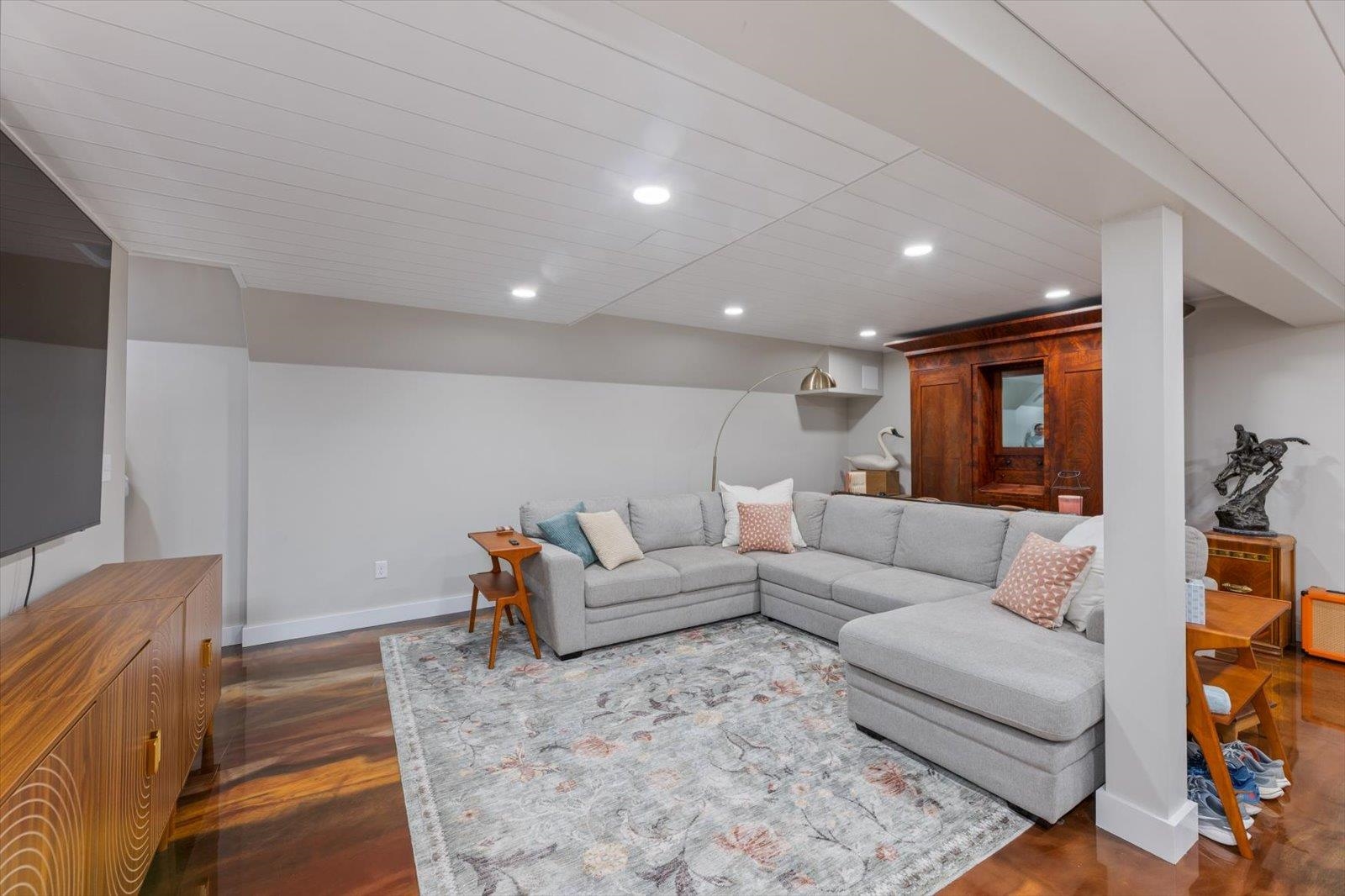 533 Windmill Hill Road