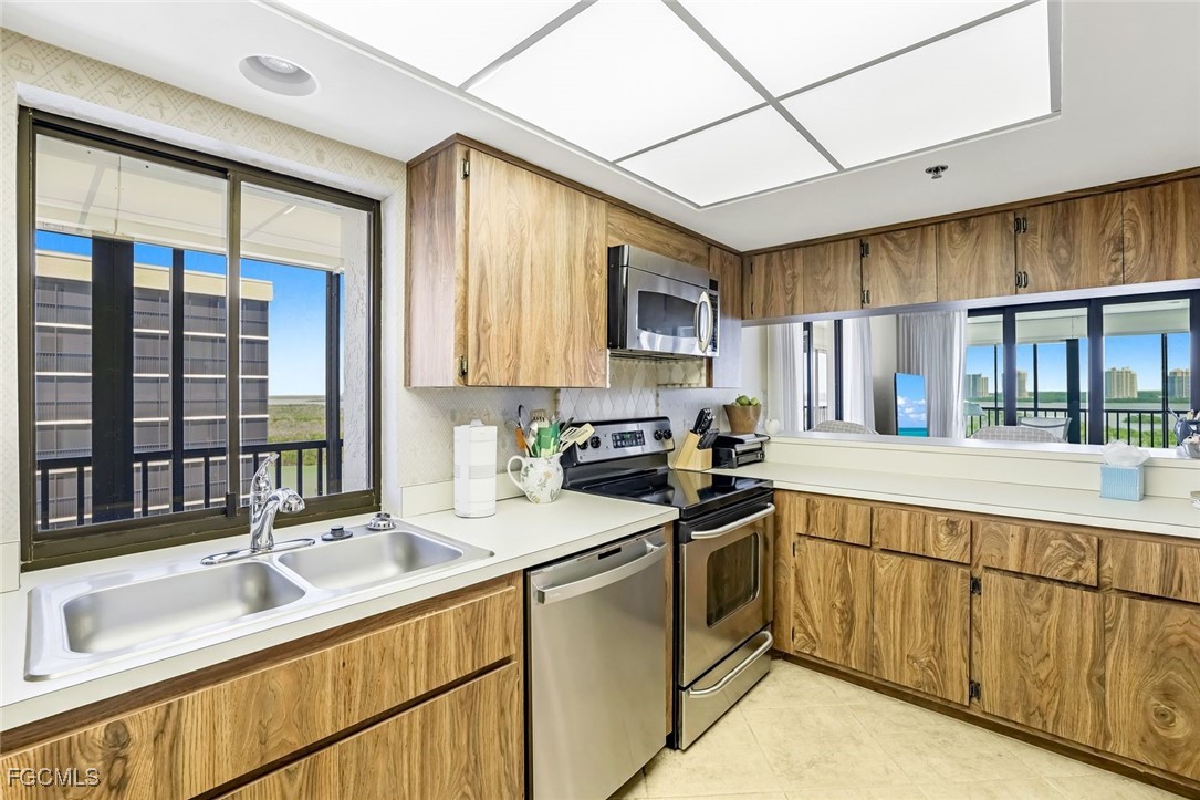 26235 Hickory BLVD 11A