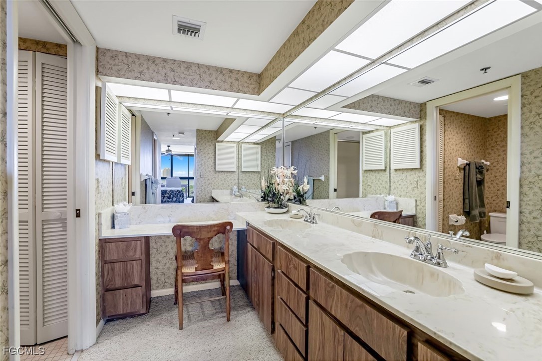 26235 Hickory BLVD 11A